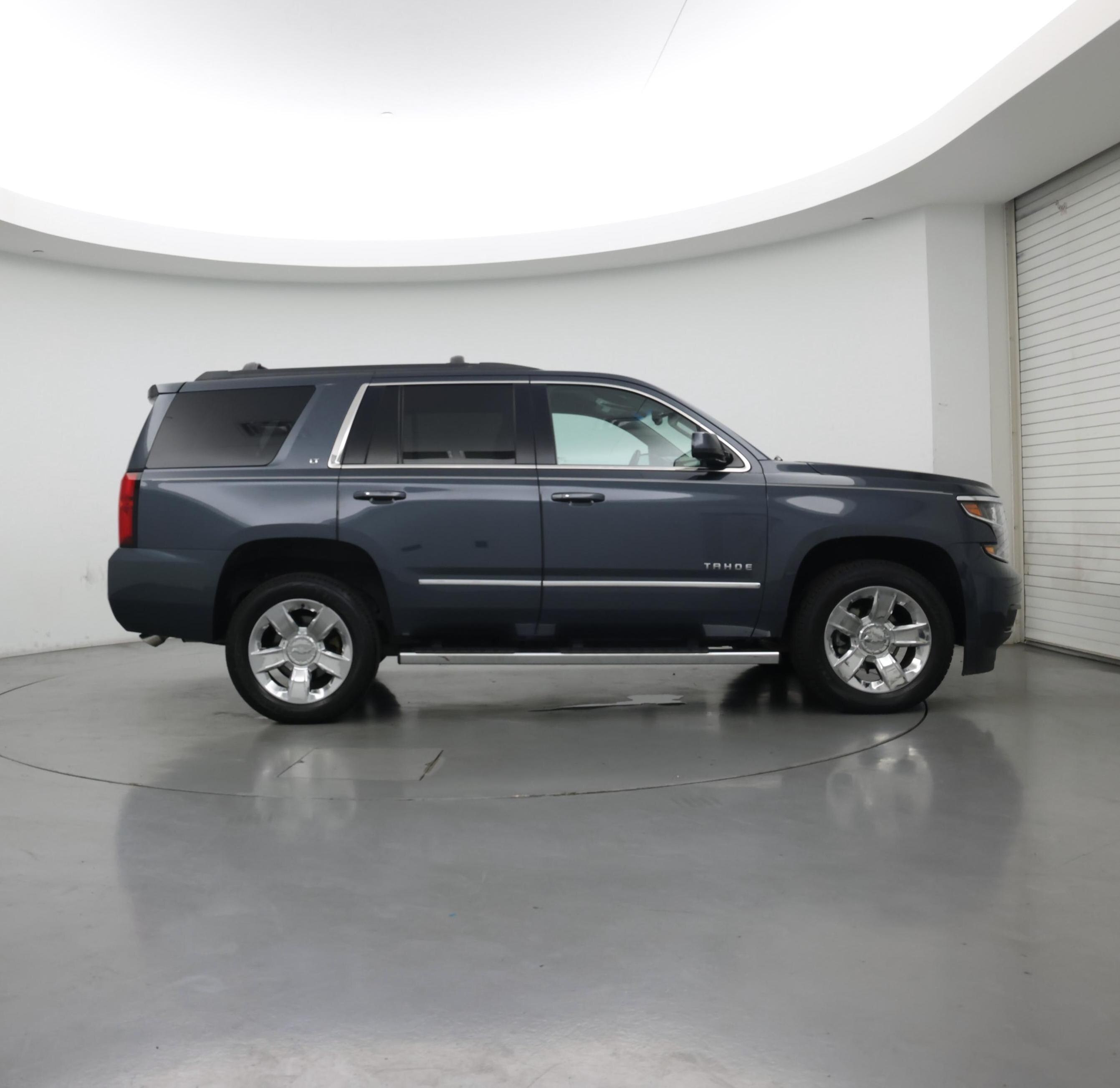 Thumbnail: 2019 Chevrolet Tahoe - 7