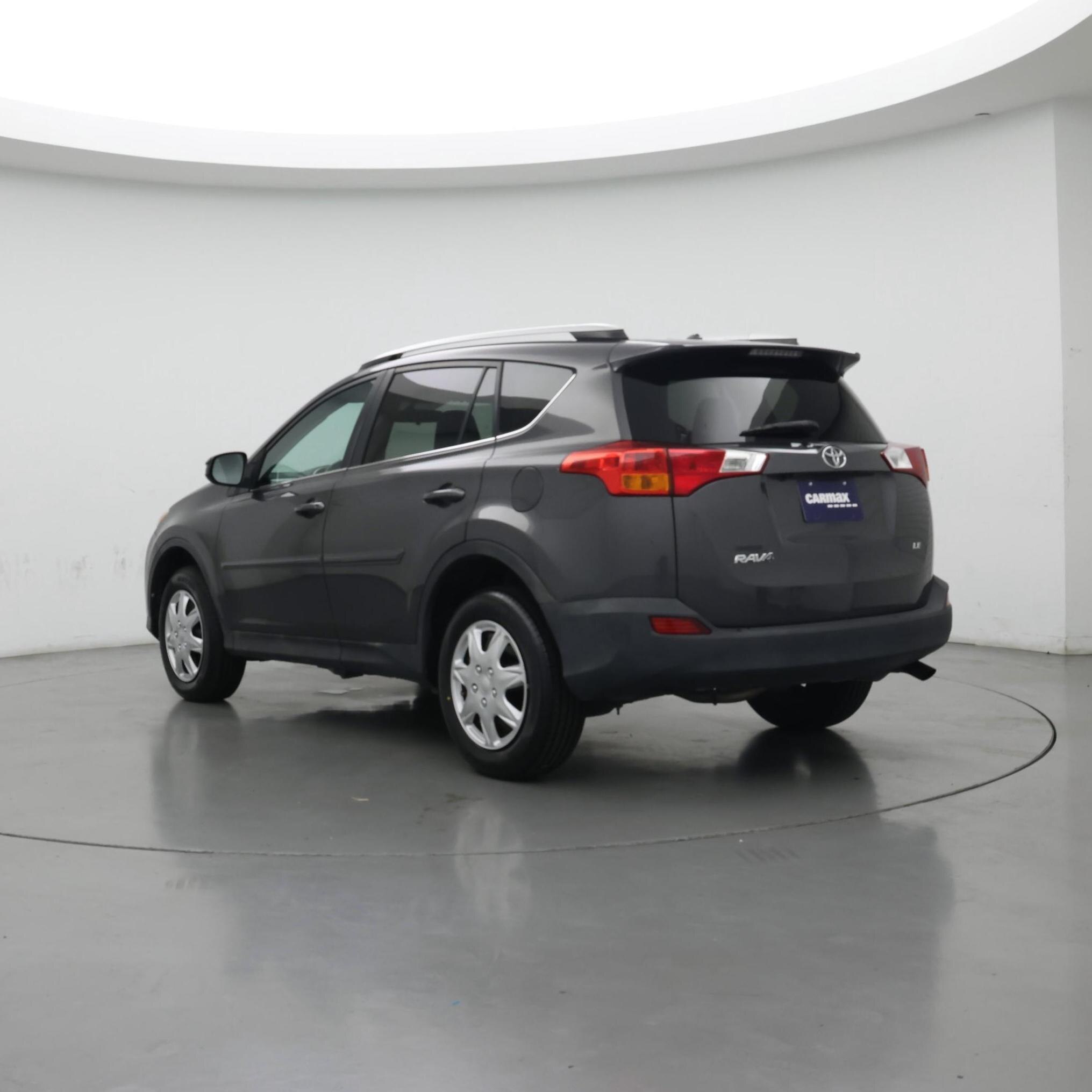 Thumbnail: 2015 Toyota RAV4 - 2