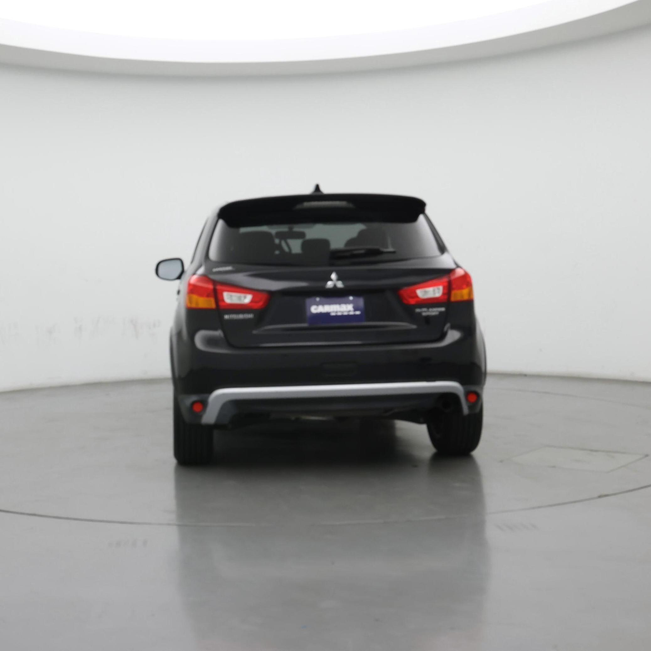 Thumbnail: 2017 Mitsubishi Outlander Sport - 6