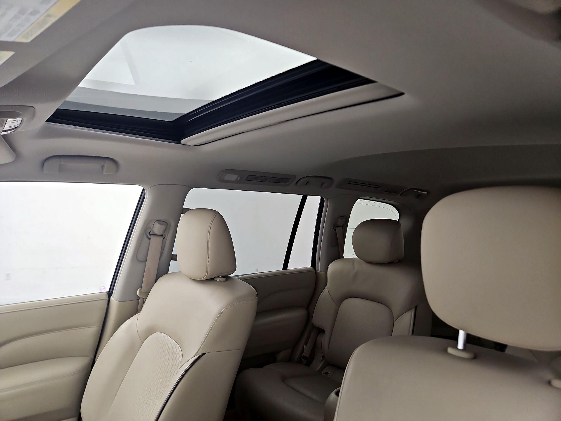 Thumbnail: 2019 INFINITI QX80 - 18