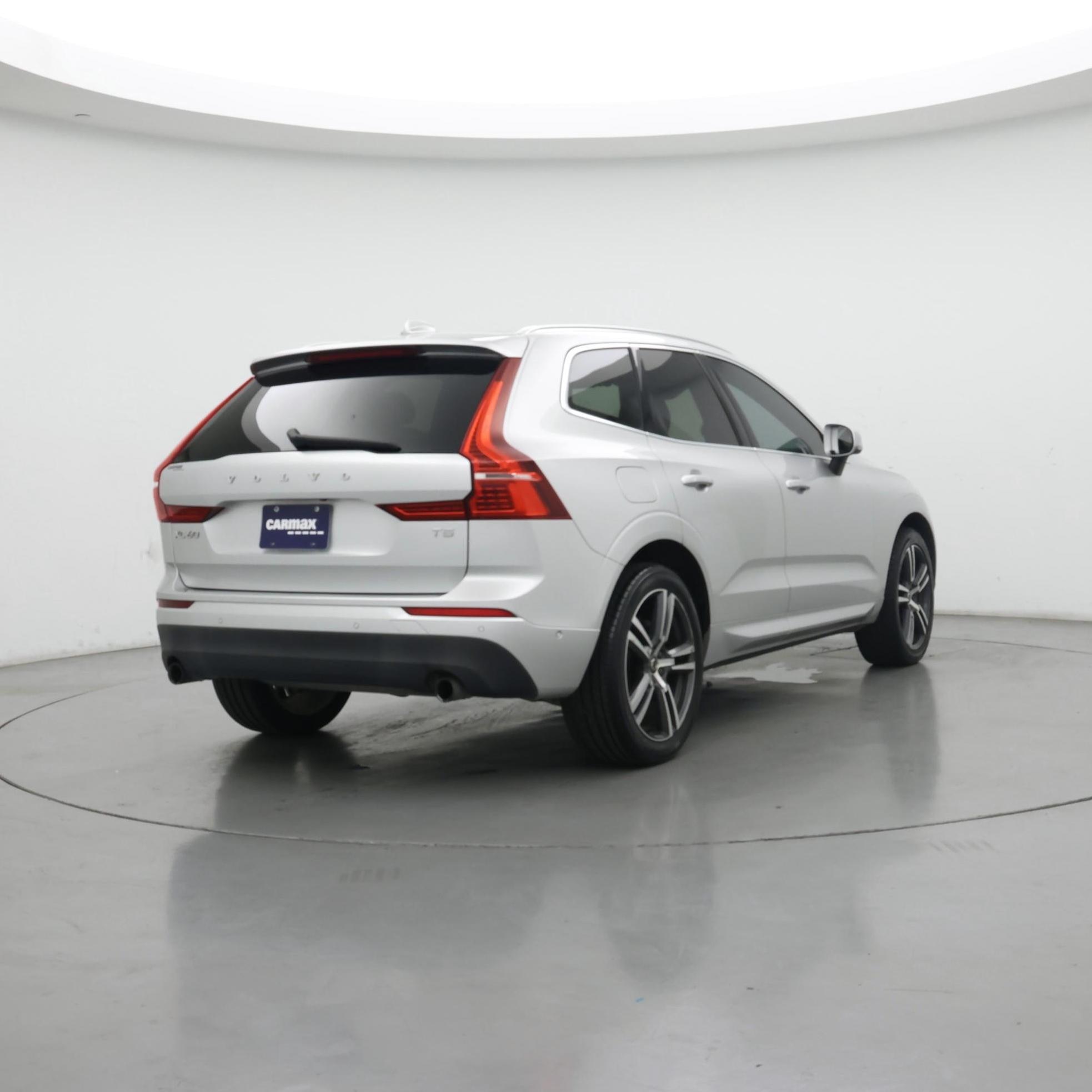Thumbnail: 2019 Volvo XC60 - 8