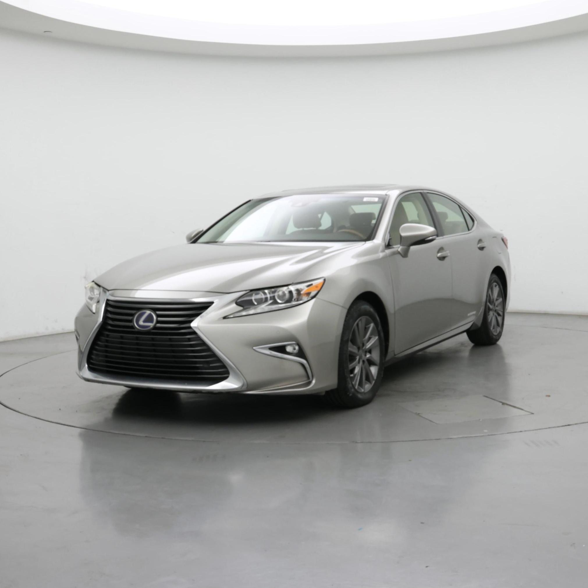 Thumbnail: 2016 Lexus ES - 4