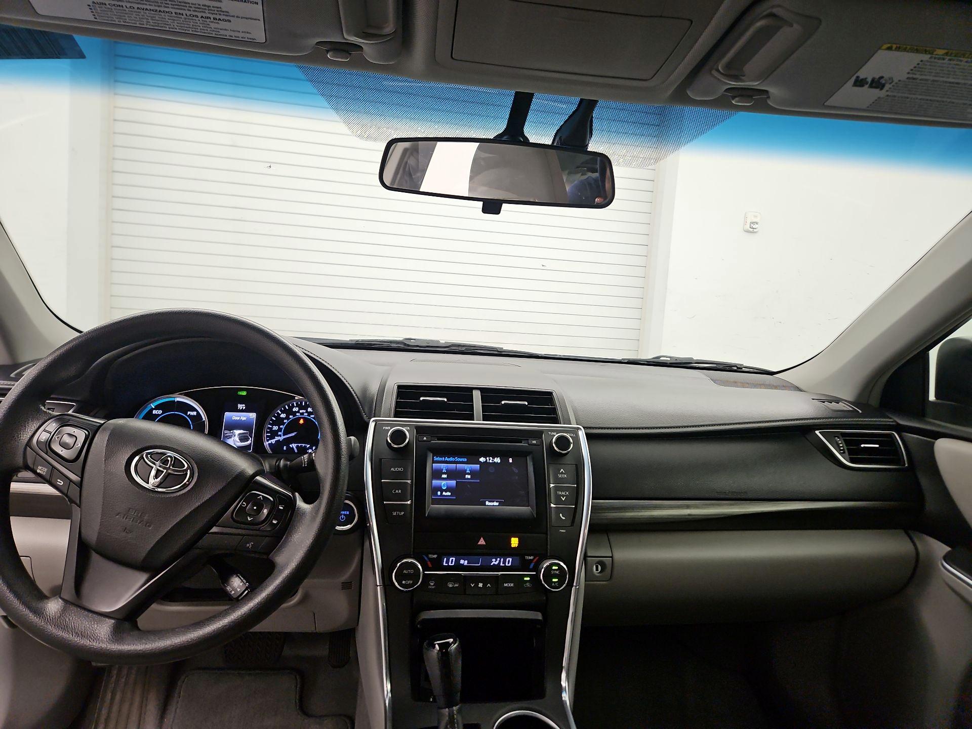 Thumbnail: 2015 Toyota Camry - 9