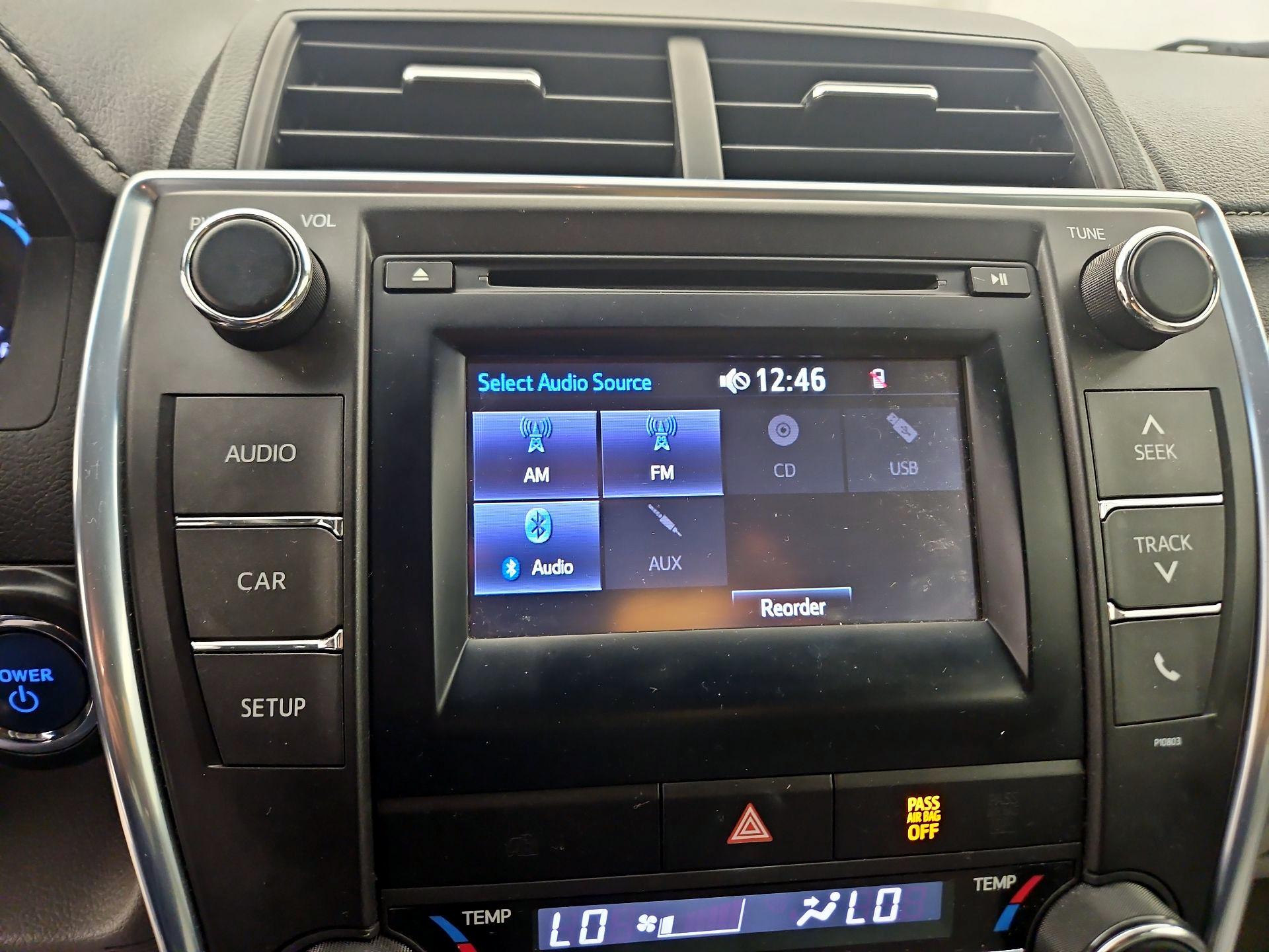 Thumbnail: 2015 Toyota Camry - 14