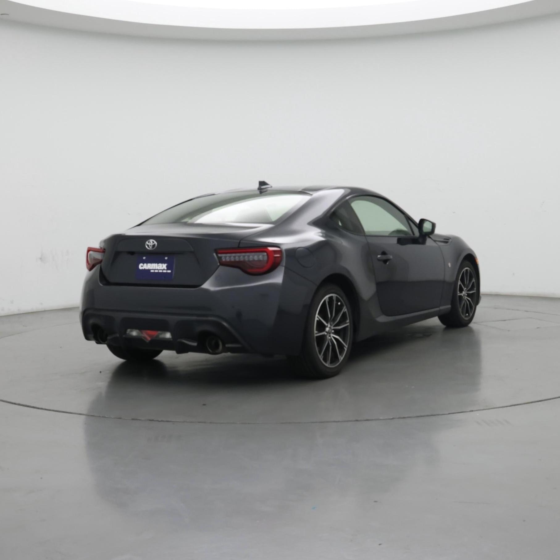 Thumbnail: 2017 Toyota 86 - 8