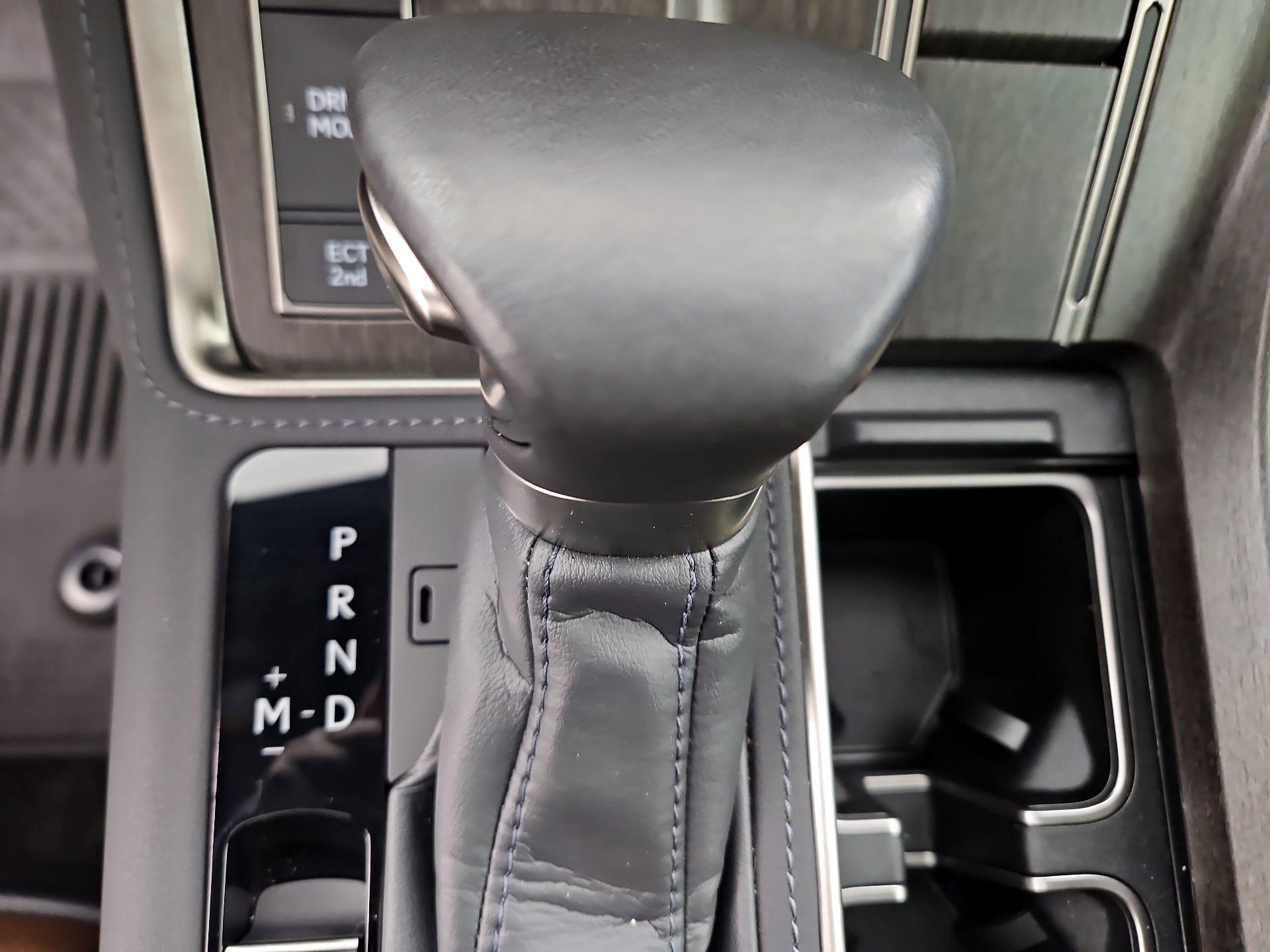 Thumbnail: 2024 Lexus GX - 17