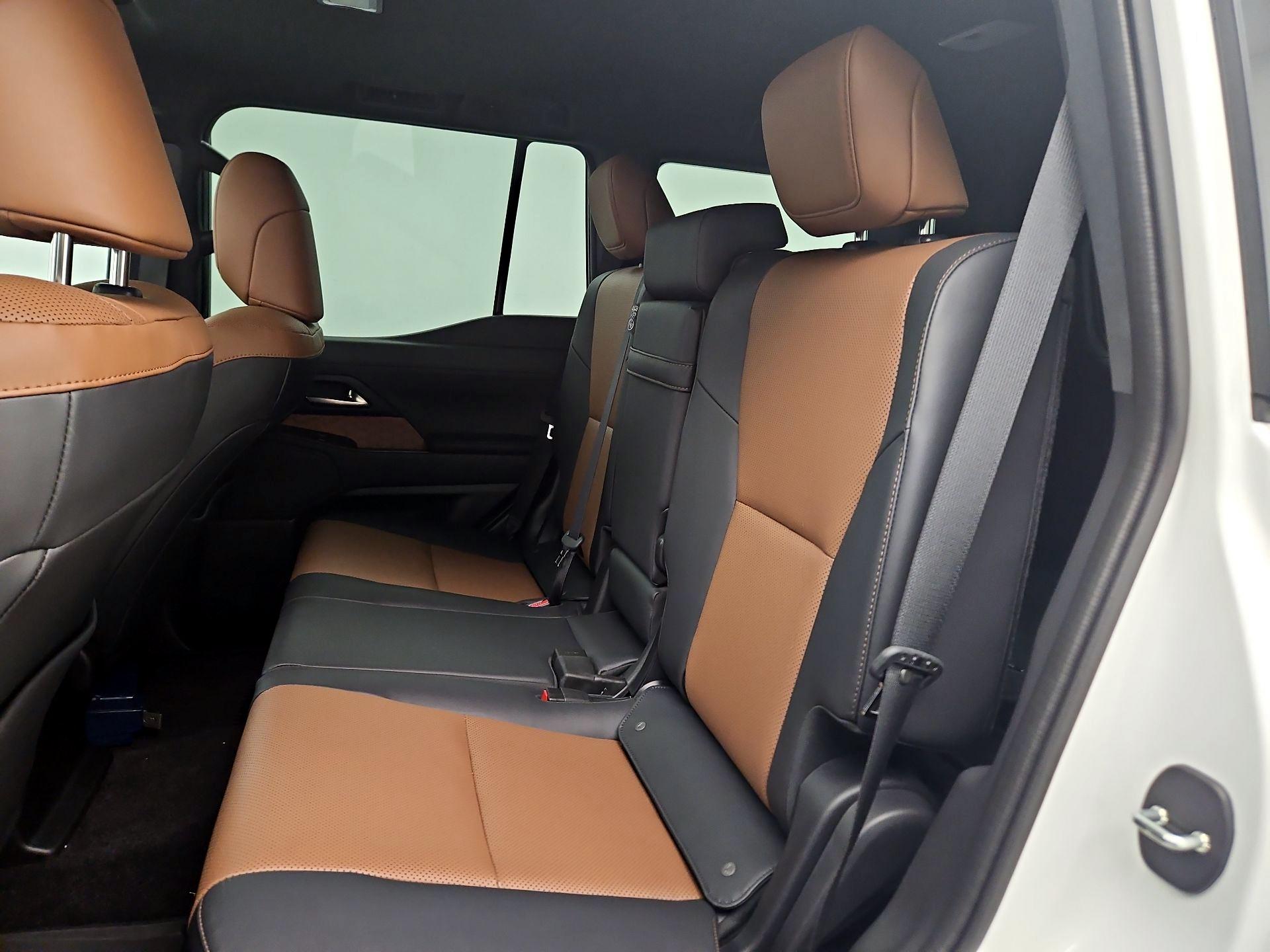 Thumbnail: 2024 Lexus GX - 20