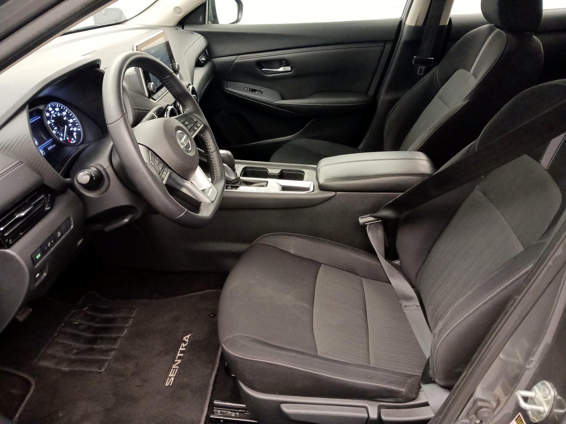 Thumbnail: 2020 Nissan Sentra - 11