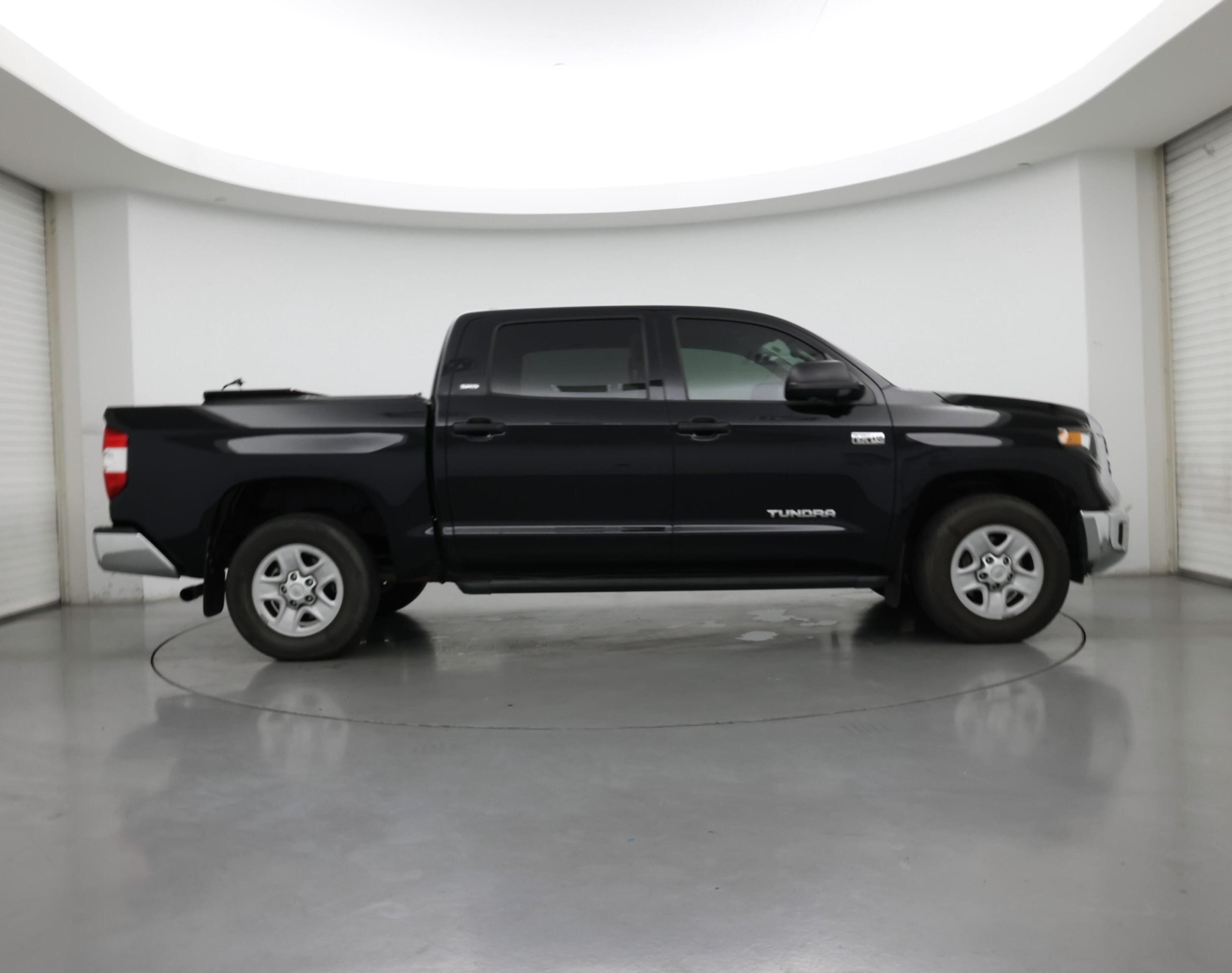 Thumbnail: 2020 Toyota Tundra - 7