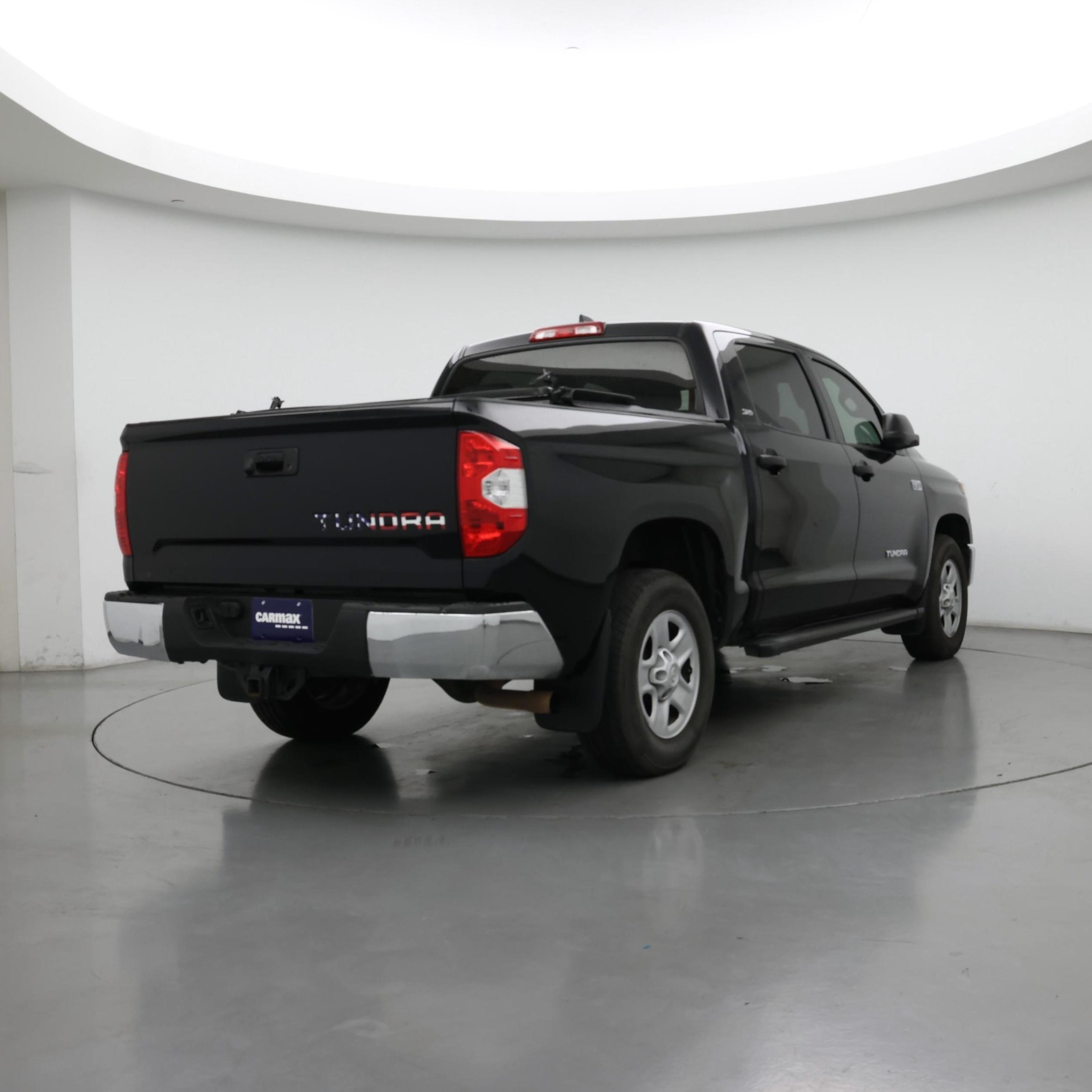 Thumbnail: 2020 Toyota Tundra - 8