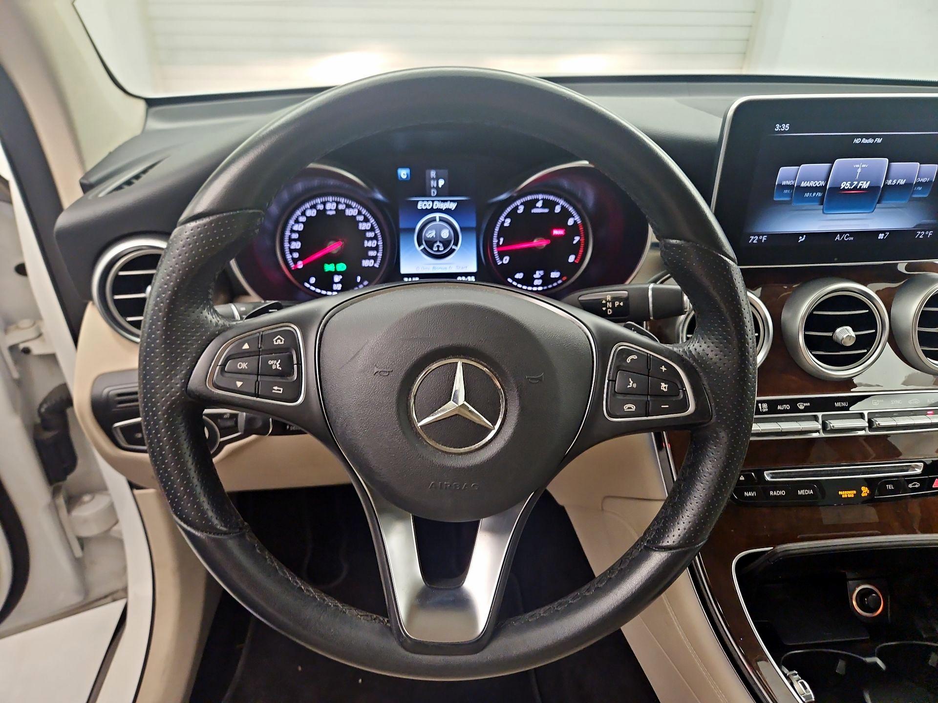 Thumbnail: 2017 Mercedes-Benz GLC - 10