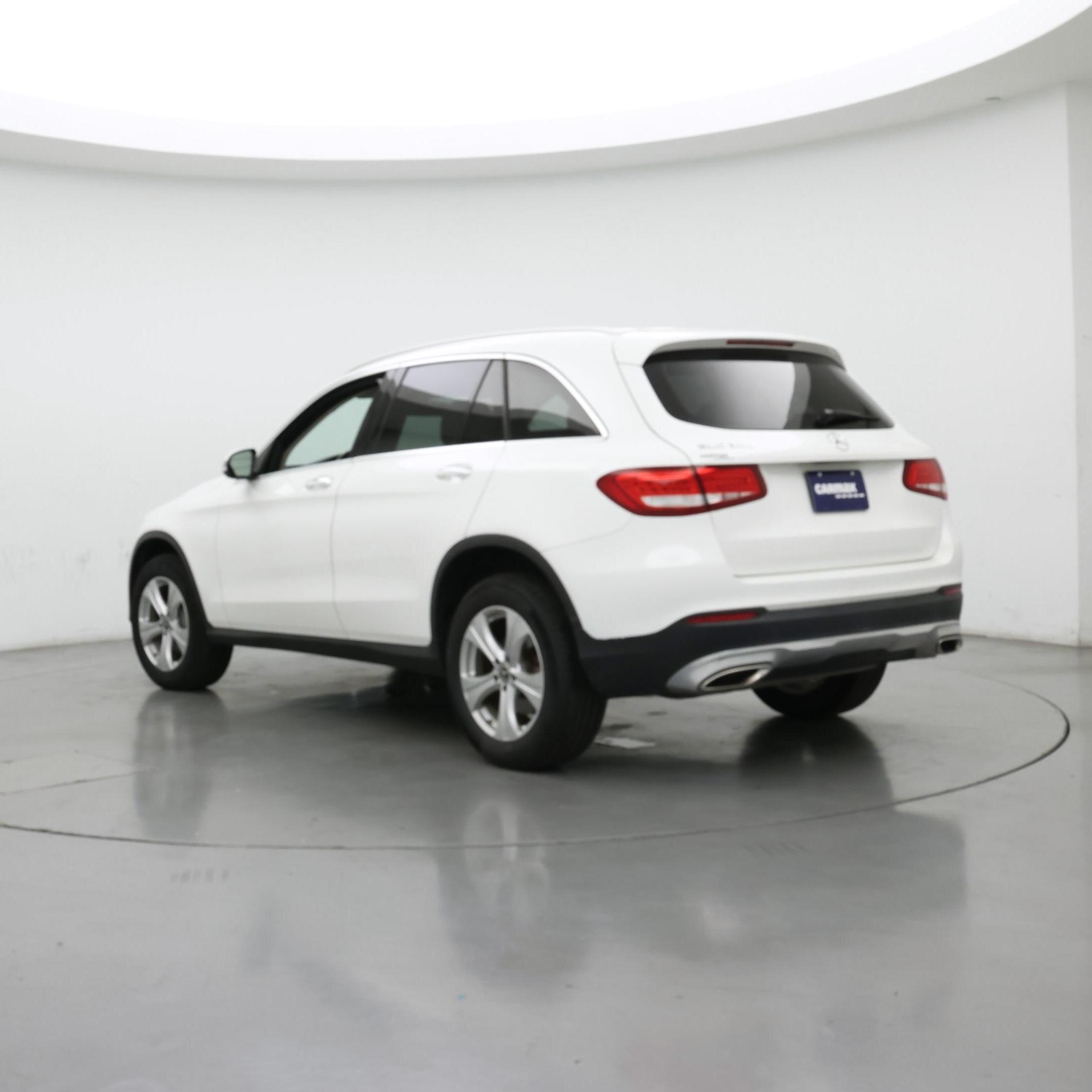 Thumbnail: 2017 Mercedes-Benz GLC - 2