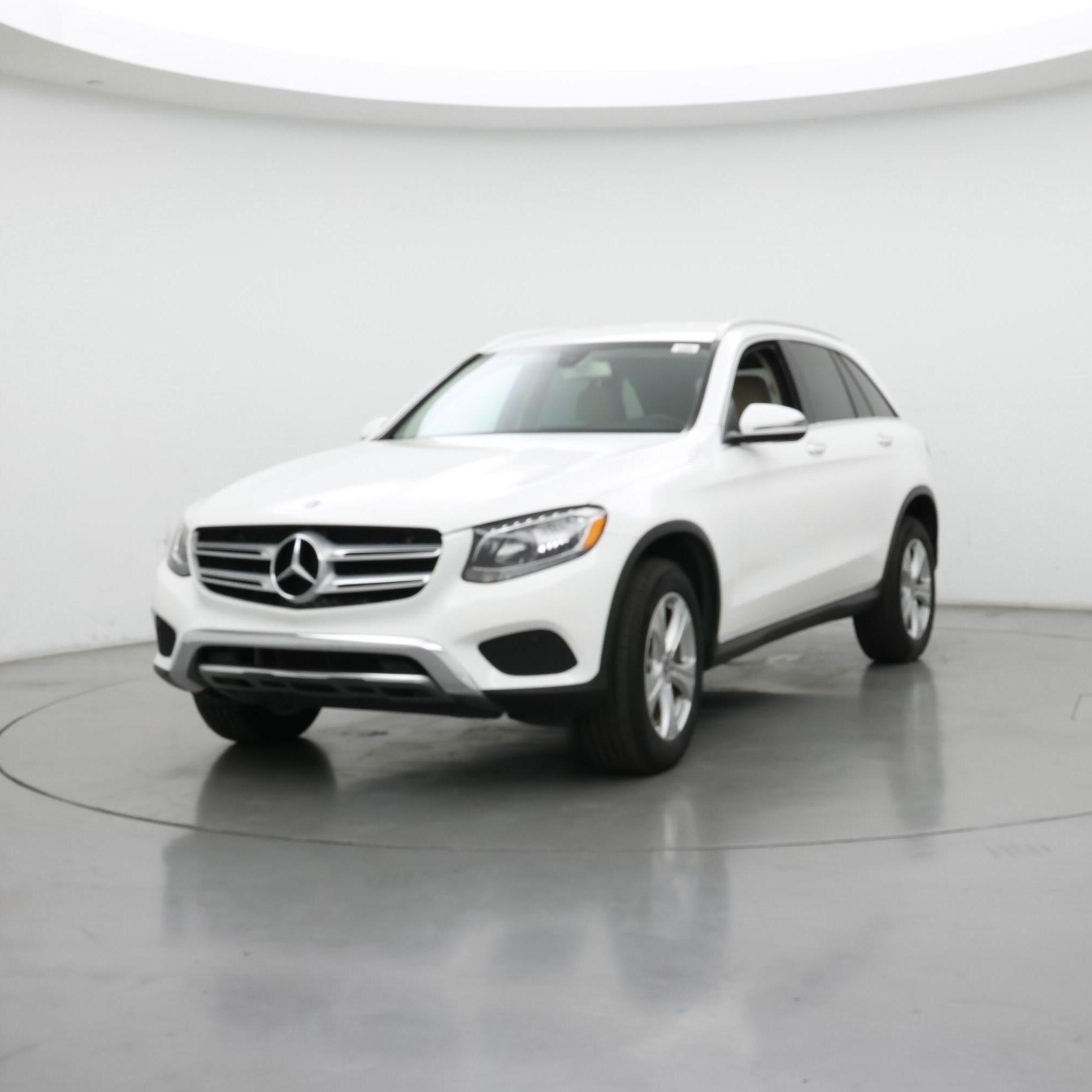 Thumbnail: 2017 Mercedes-Benz GLC - 4