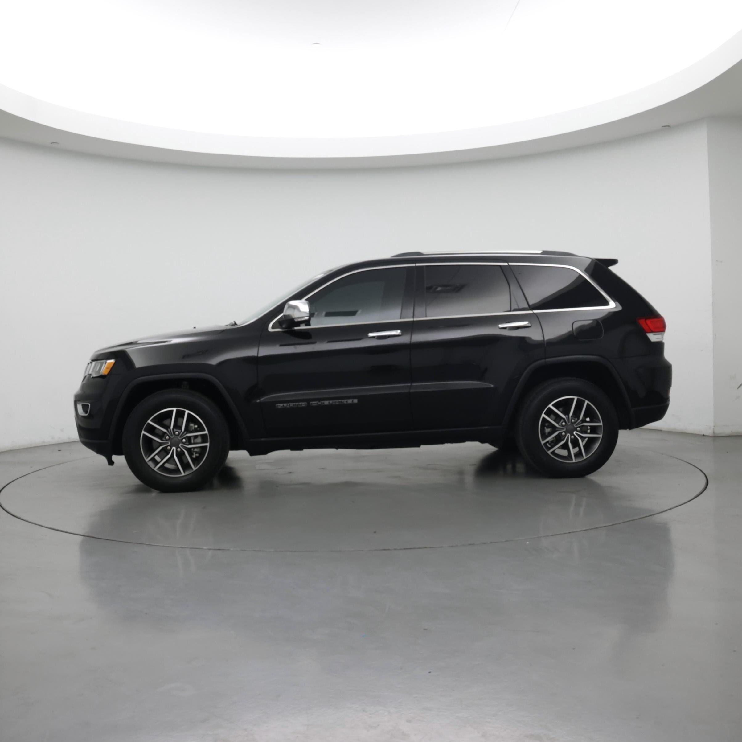 Thumbnail: 2021 Jeep Grand Cherokee - 3
