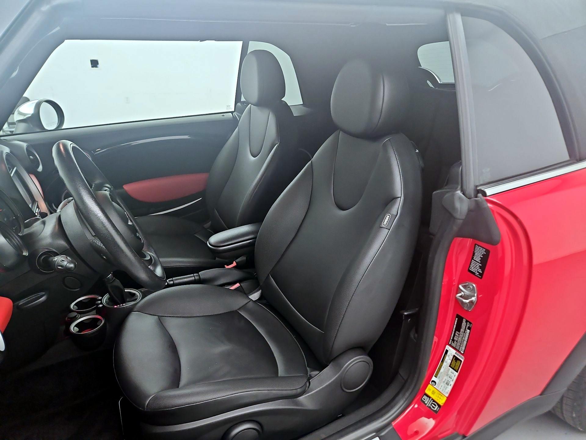 Thumbnail: 2015 MINI Cooper - 11