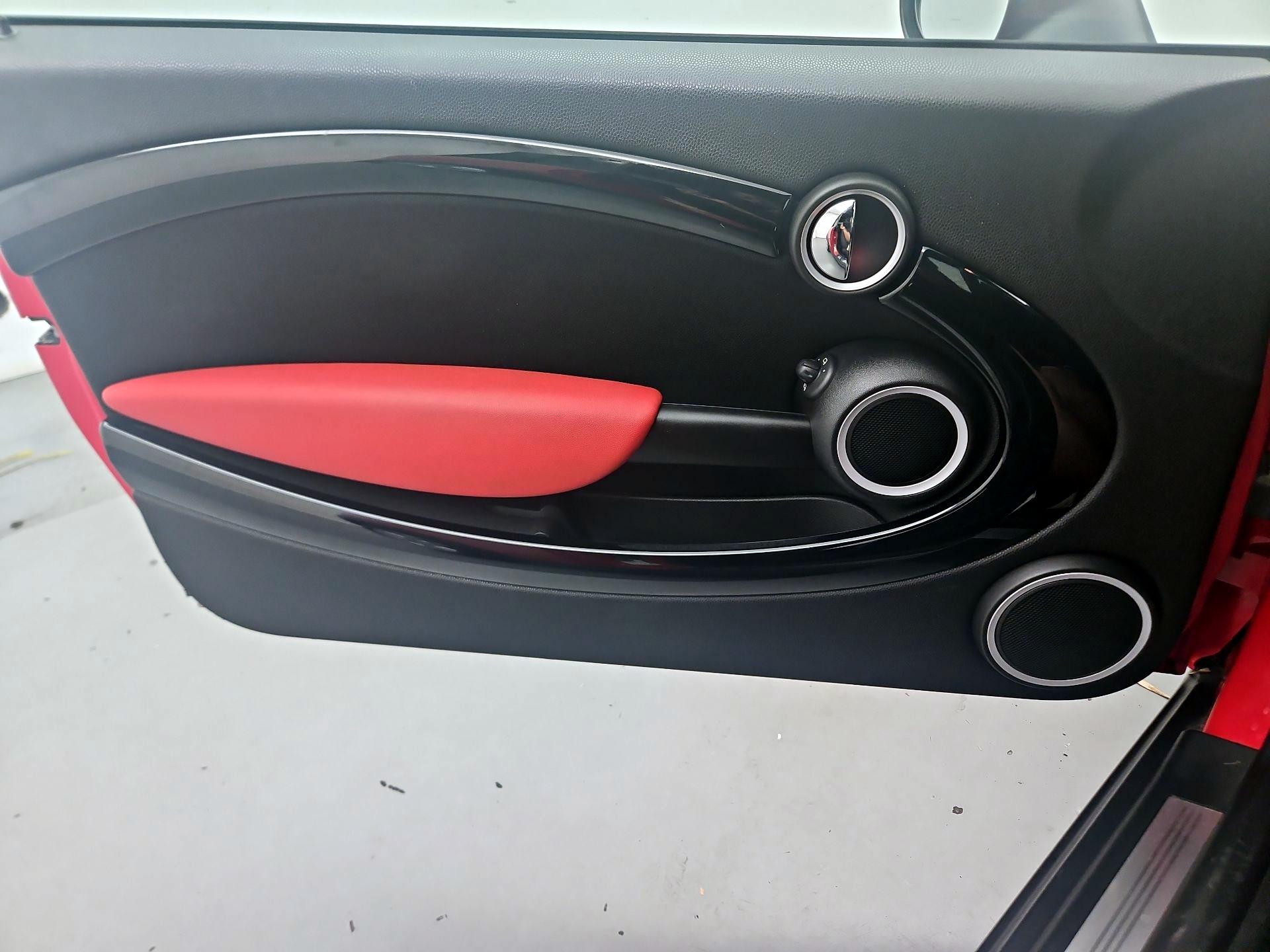 Thumbnail: 2015 MINI Cooper - 12