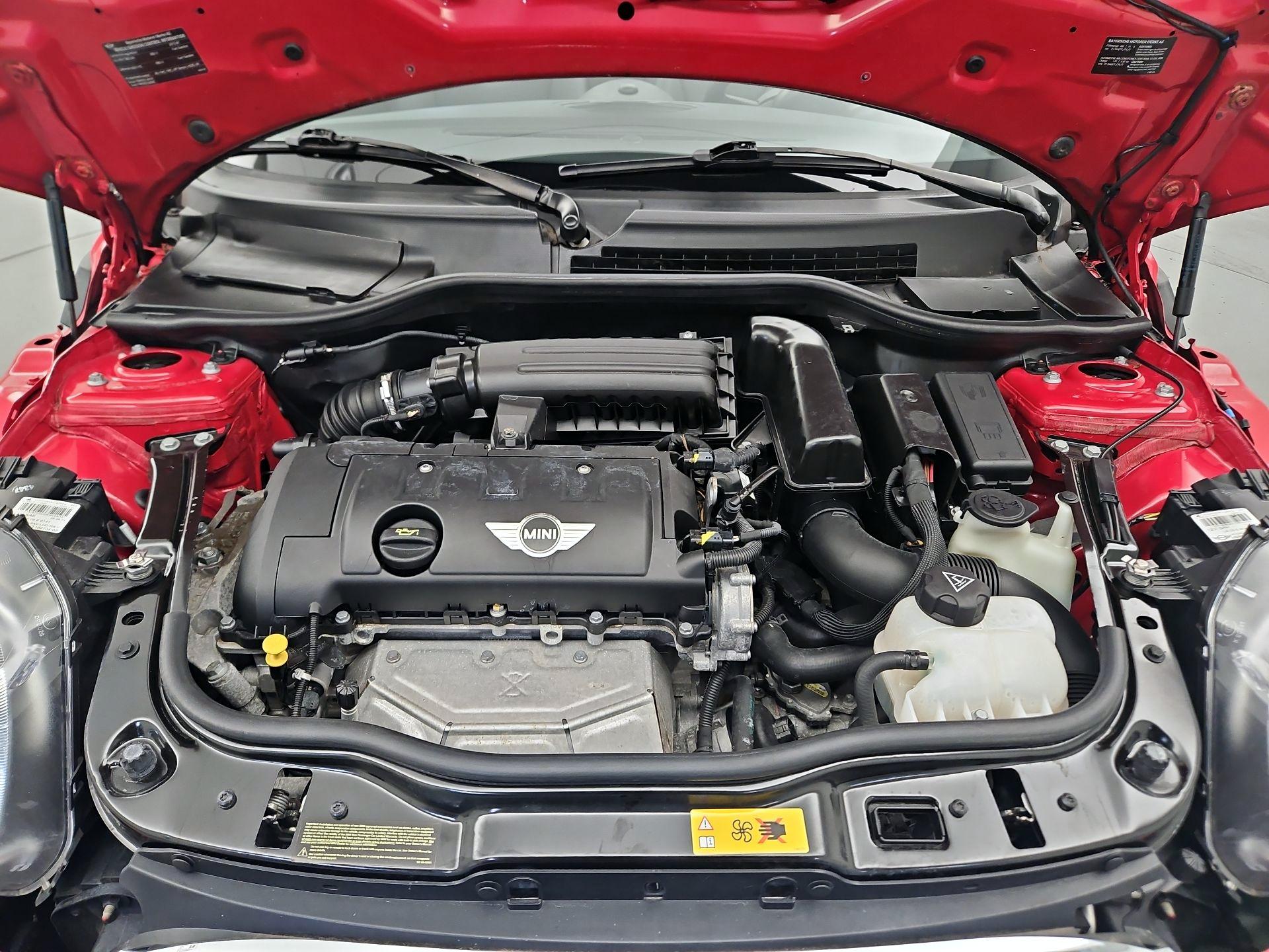 Thumbnail: 2015 MINI Cooper - 20