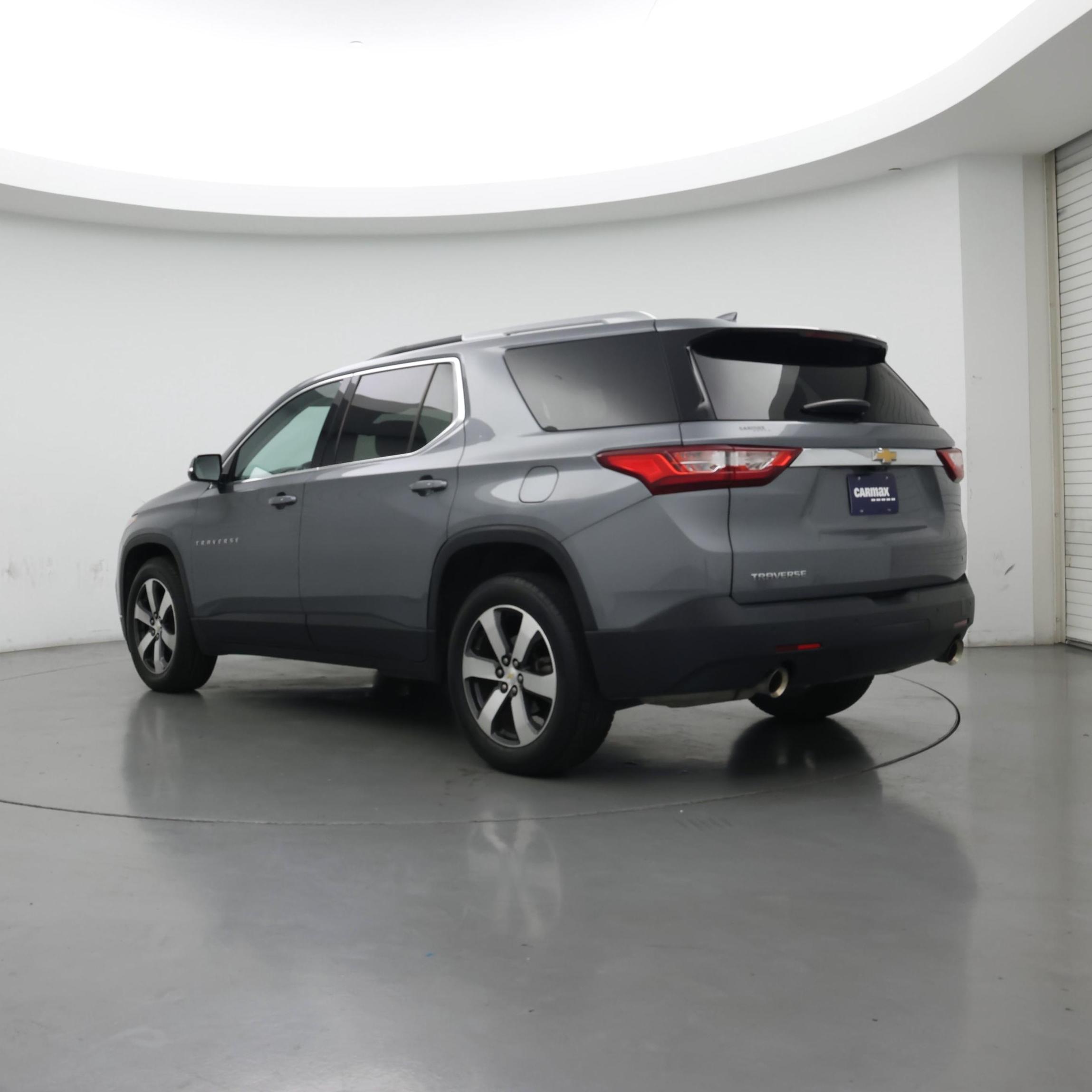 Thumbnail: 2018 Chevrolet Traverse - 2