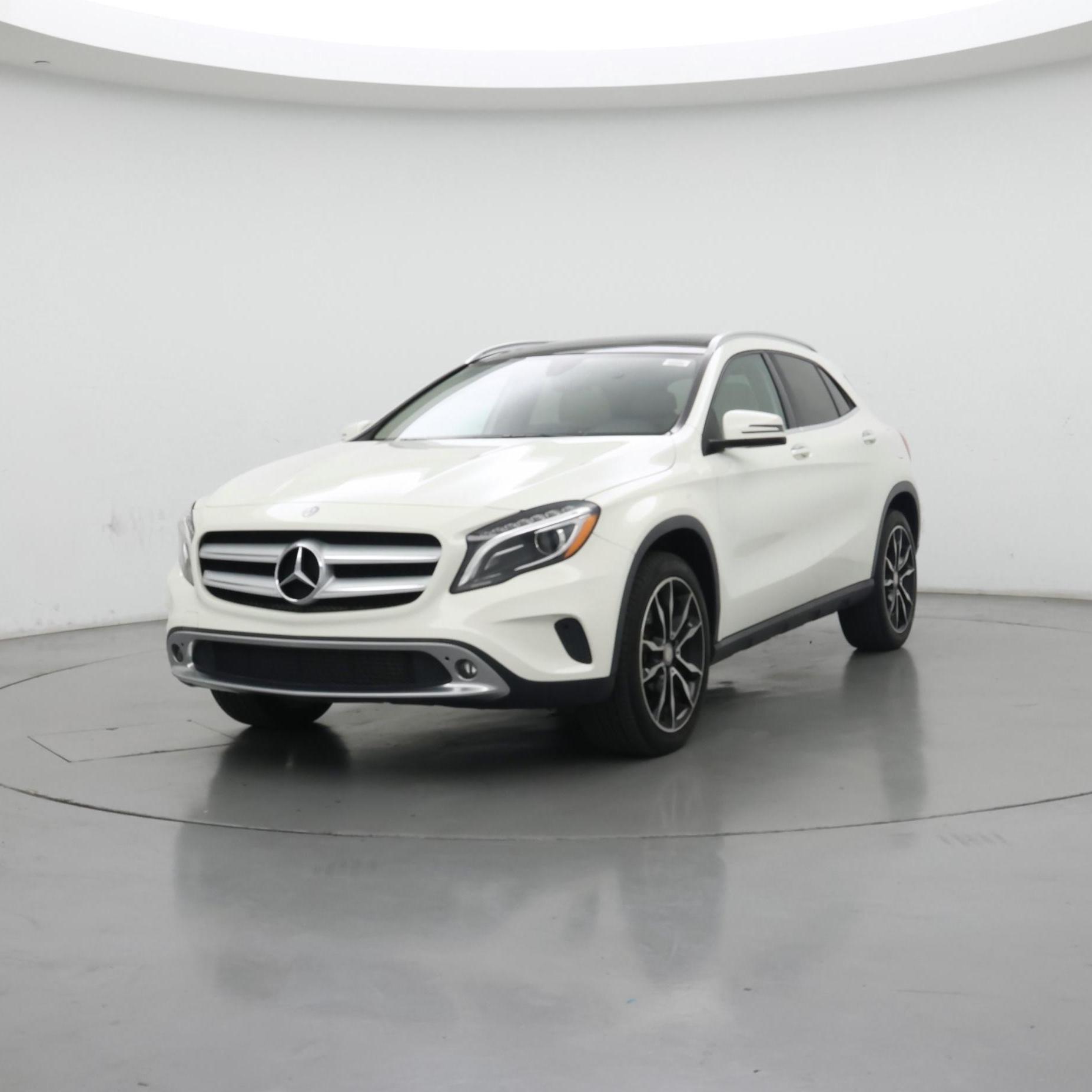 Thumbnail: 2017 Mercedes-Benz GLA - 4
