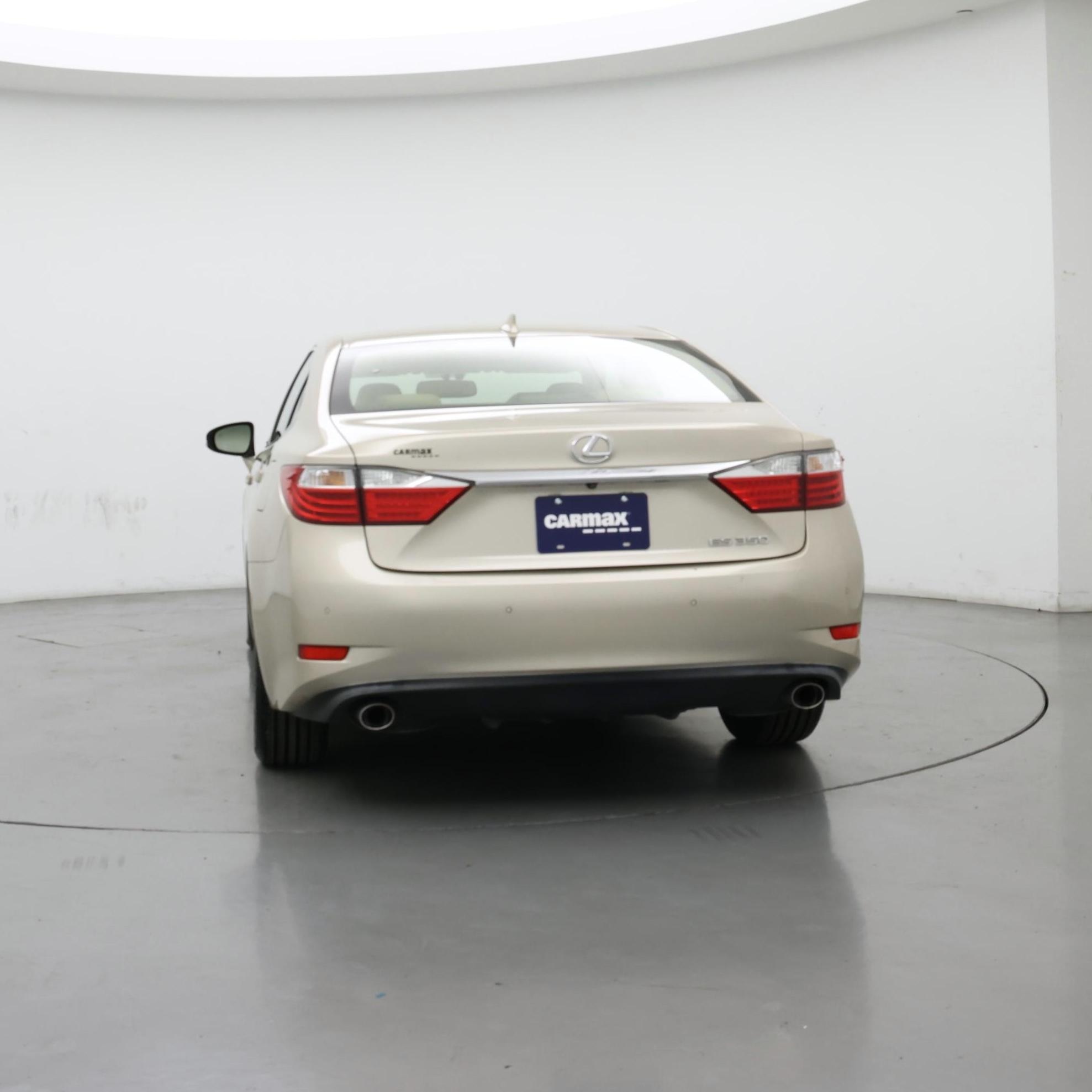 Thumbnail: 2015 Lexus ES - 6
