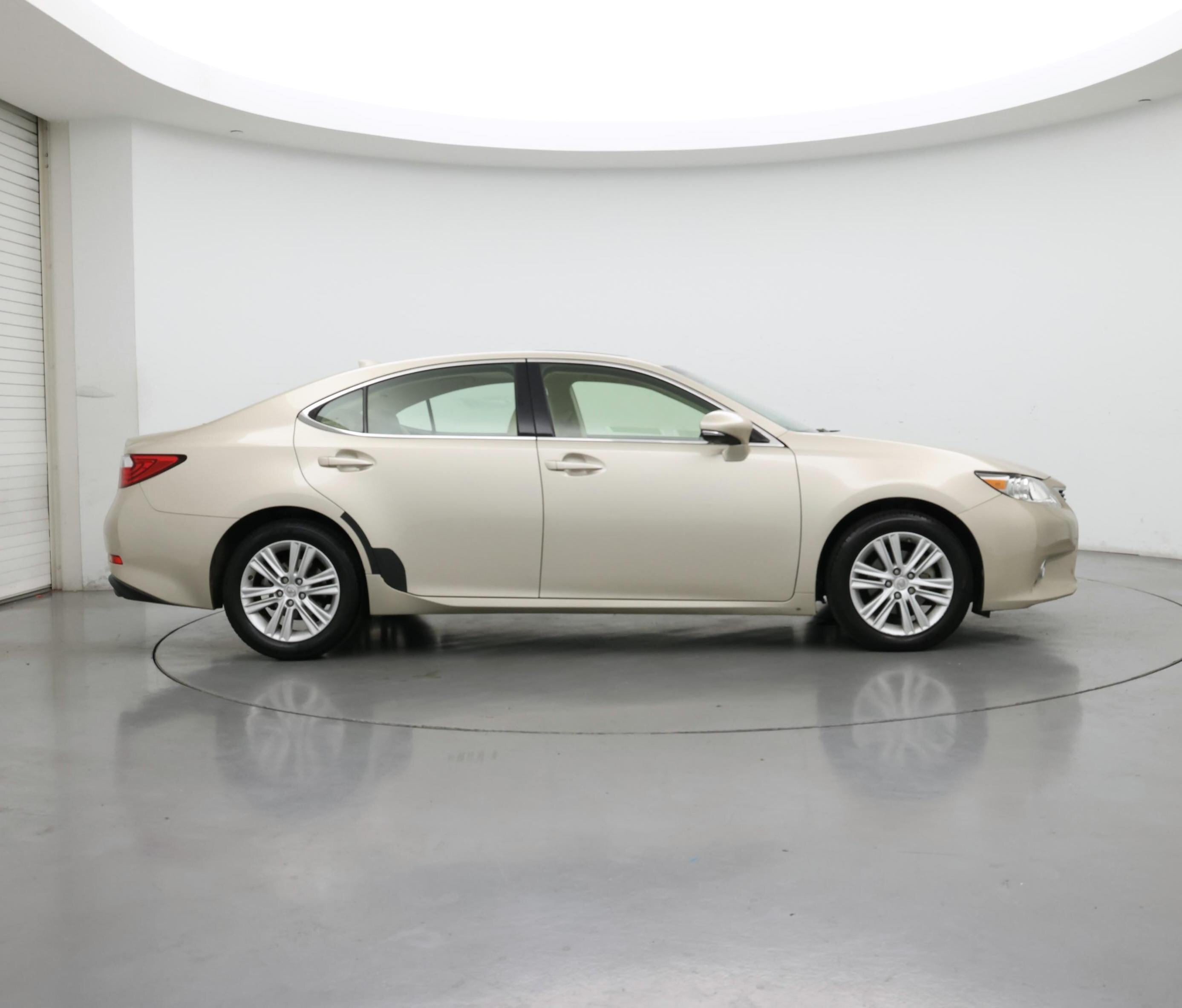Thumbnail: 2015 Lexus ES - 7