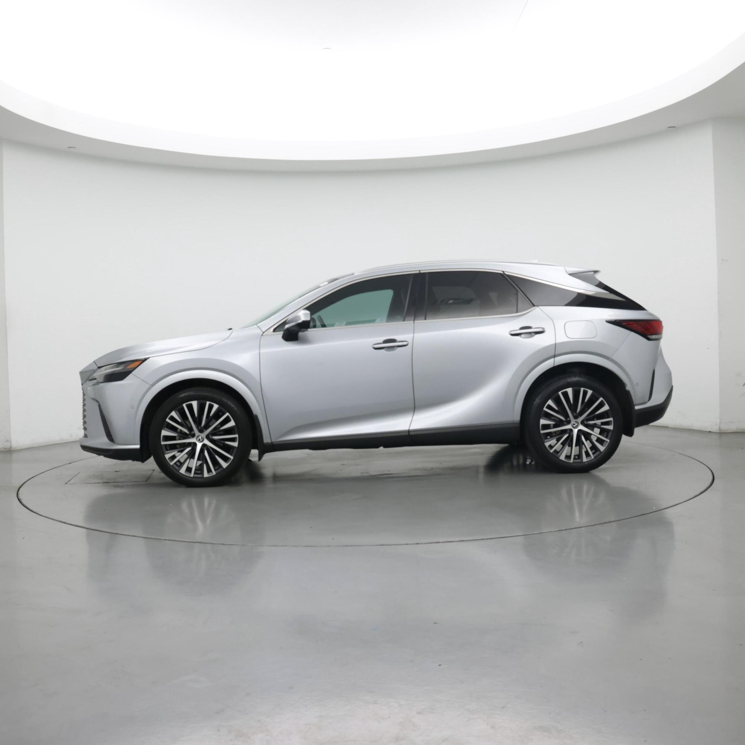 Thumbnail: 2023 Lexus RX - 3