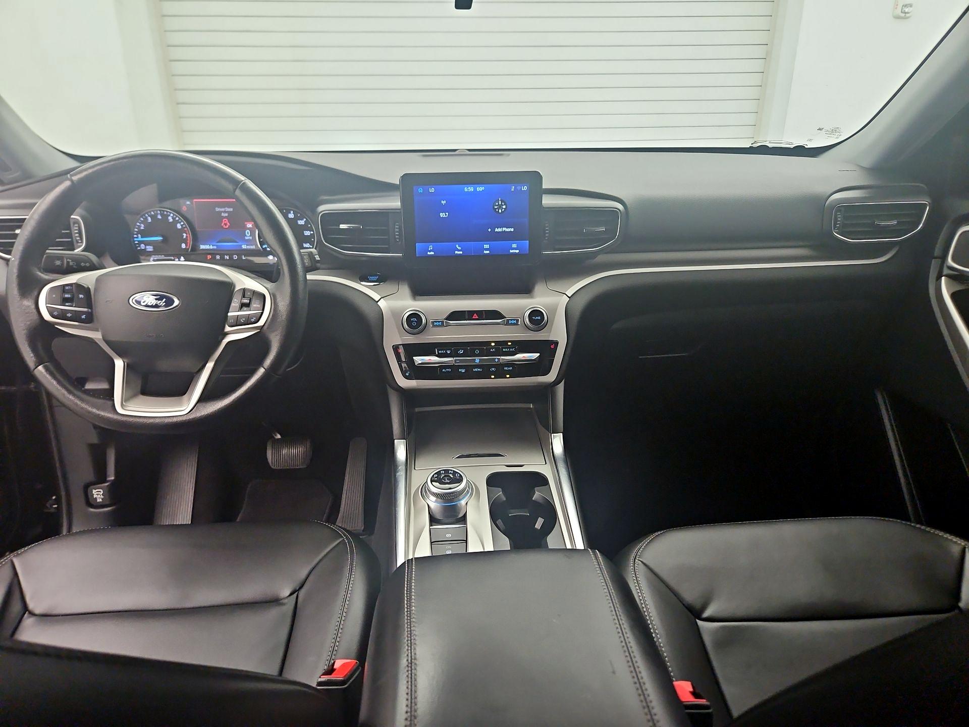 Thumbnail: 2023 Ford Explorer - 9