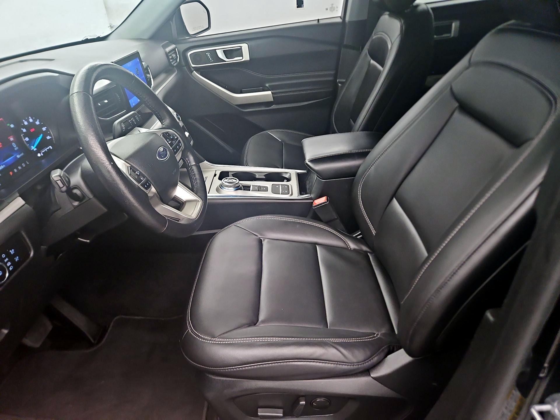 Thumbnail: 2023 Ford Explorer - 11