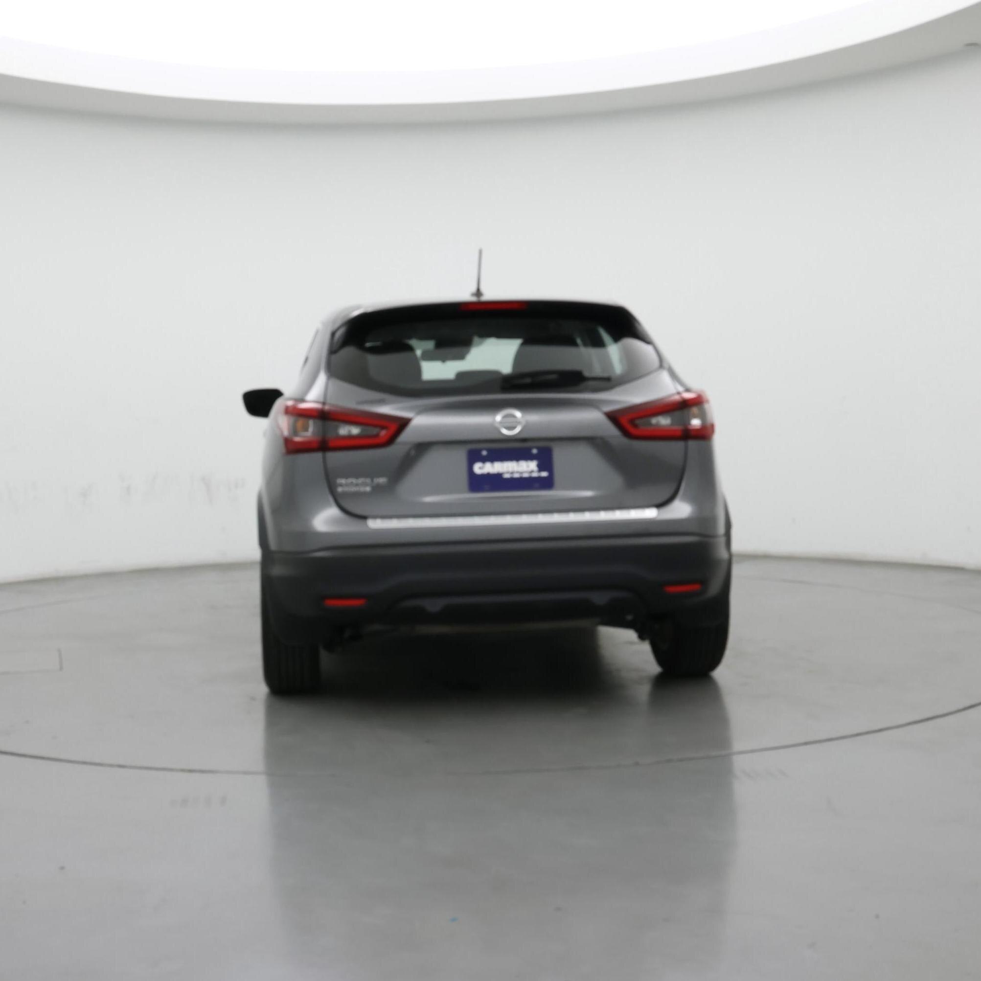 Thumbnail: 2020 Nissan Rogue Sport - 6