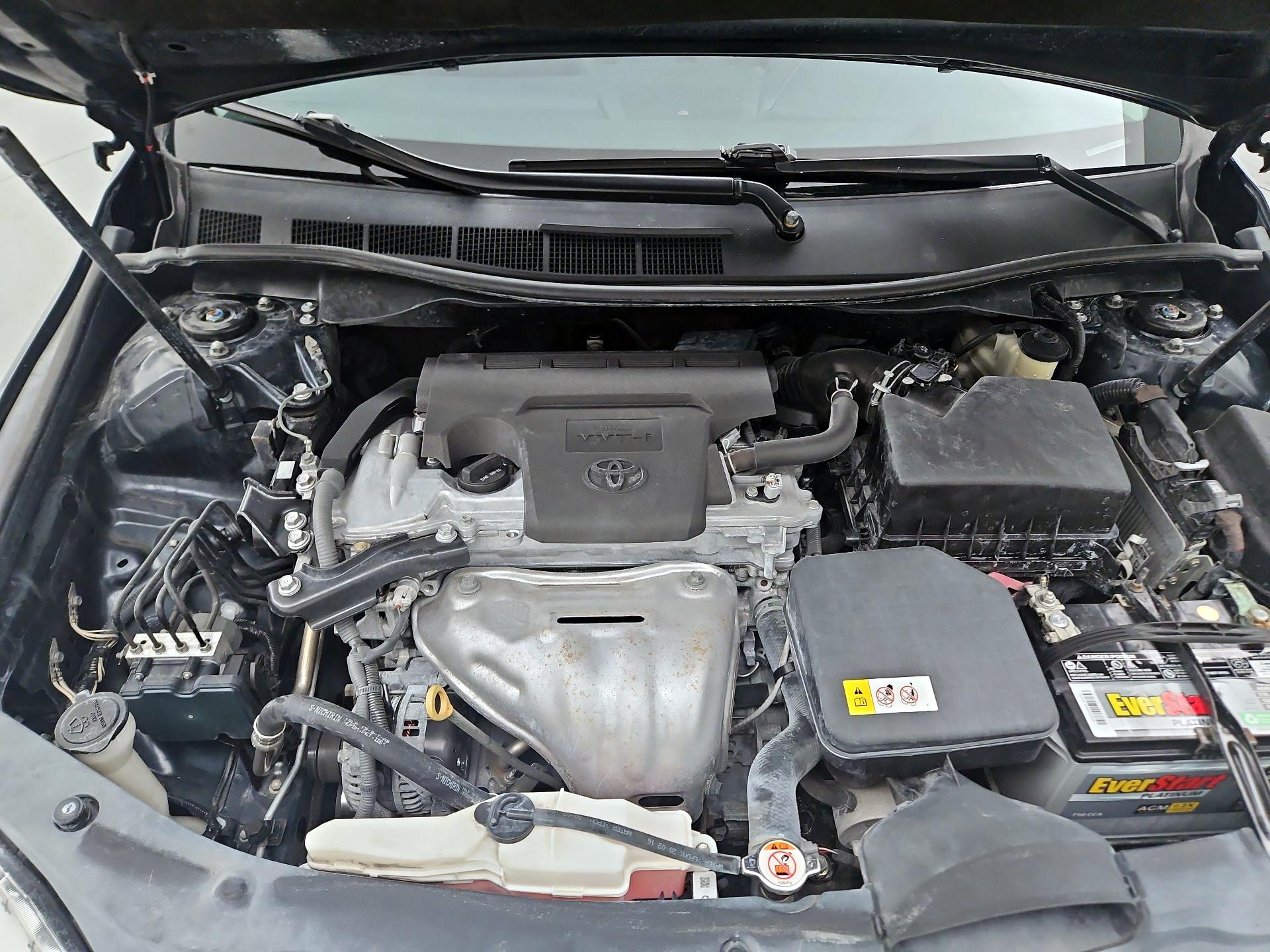 Thumbnail: 2017 Toyota Camry - 18