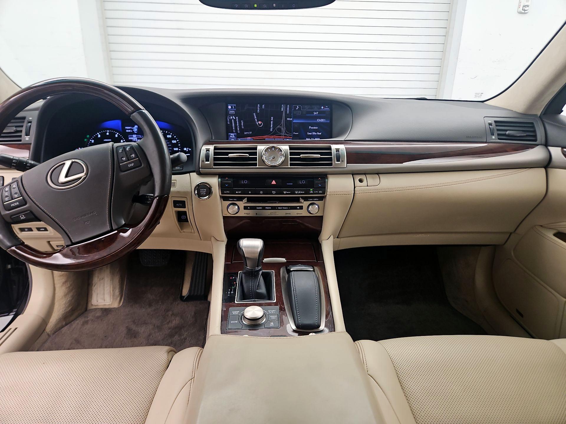 Thumbnail: 2014 Lexus LS - 9