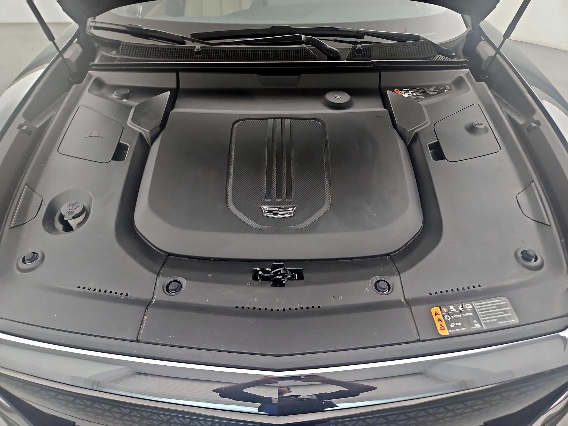 Thumbnail: 2024 Cadillac Lyriq - 20