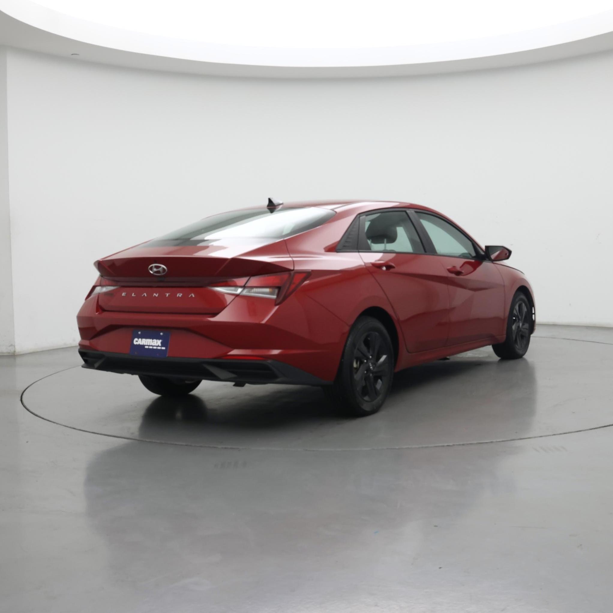 Thumbnail: 2022 Hyundai Elantra - 8