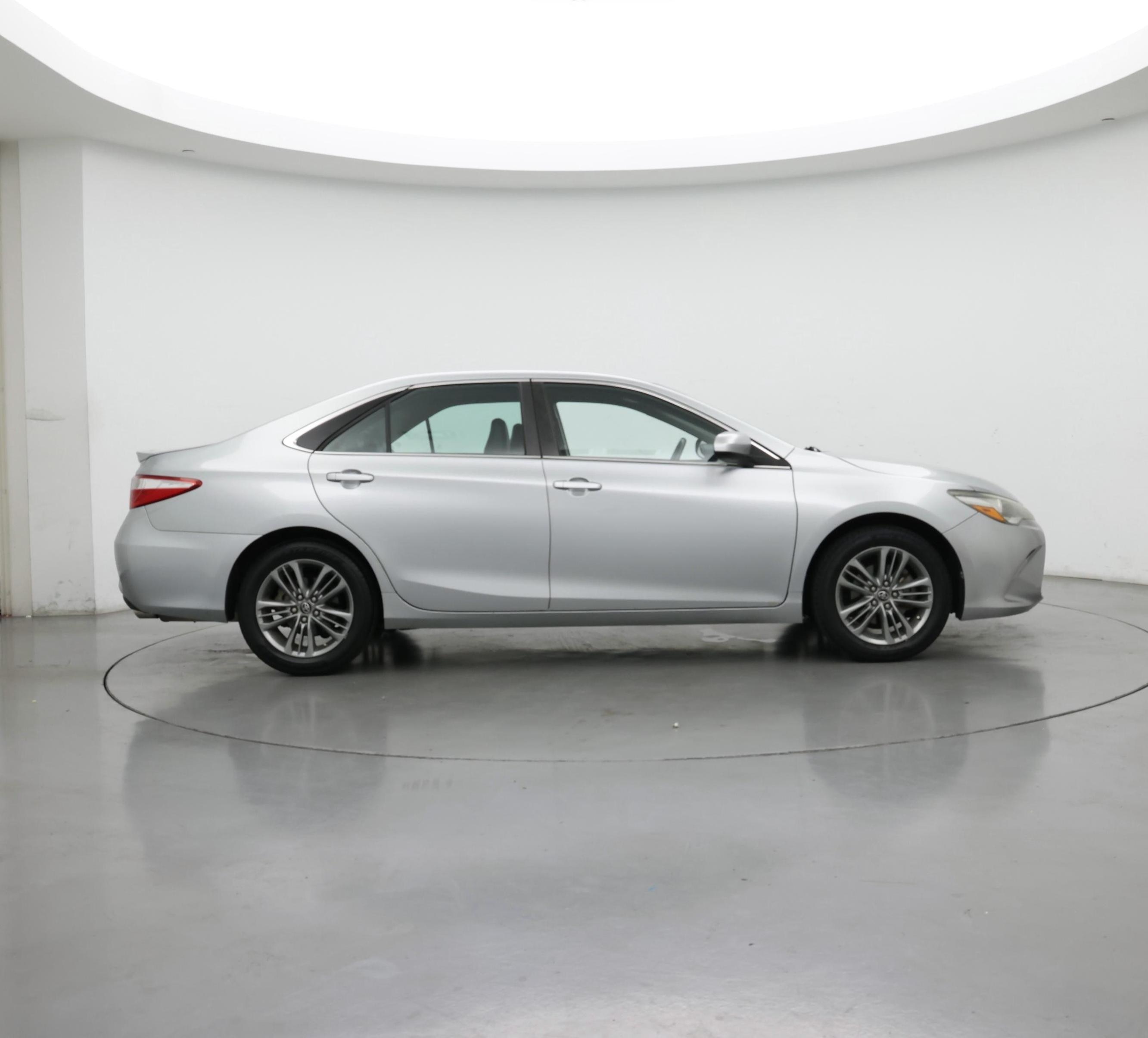 Thumbnail: 2017 Toyota Camry - 7