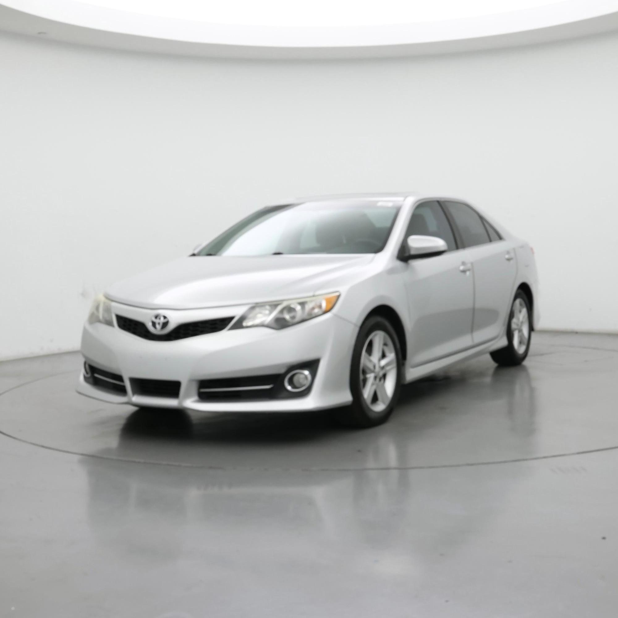 Thumbnail: 2014 Toyota Camry - 4