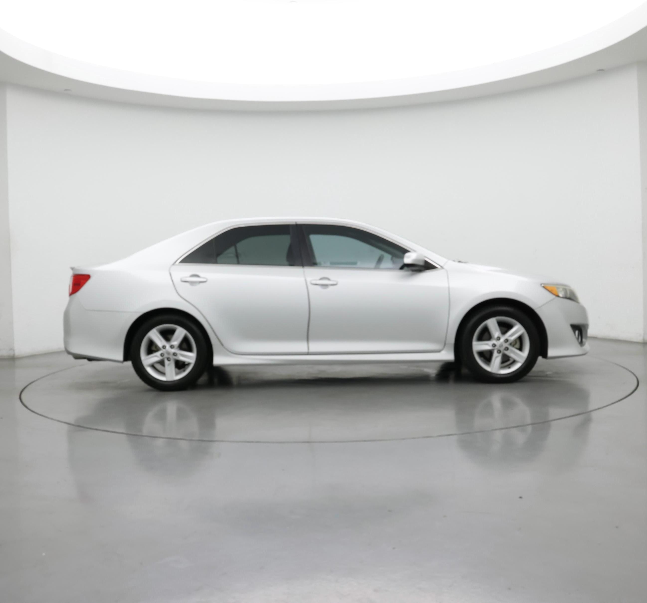 Thumbnail: 2014 Toyota Camry - 7