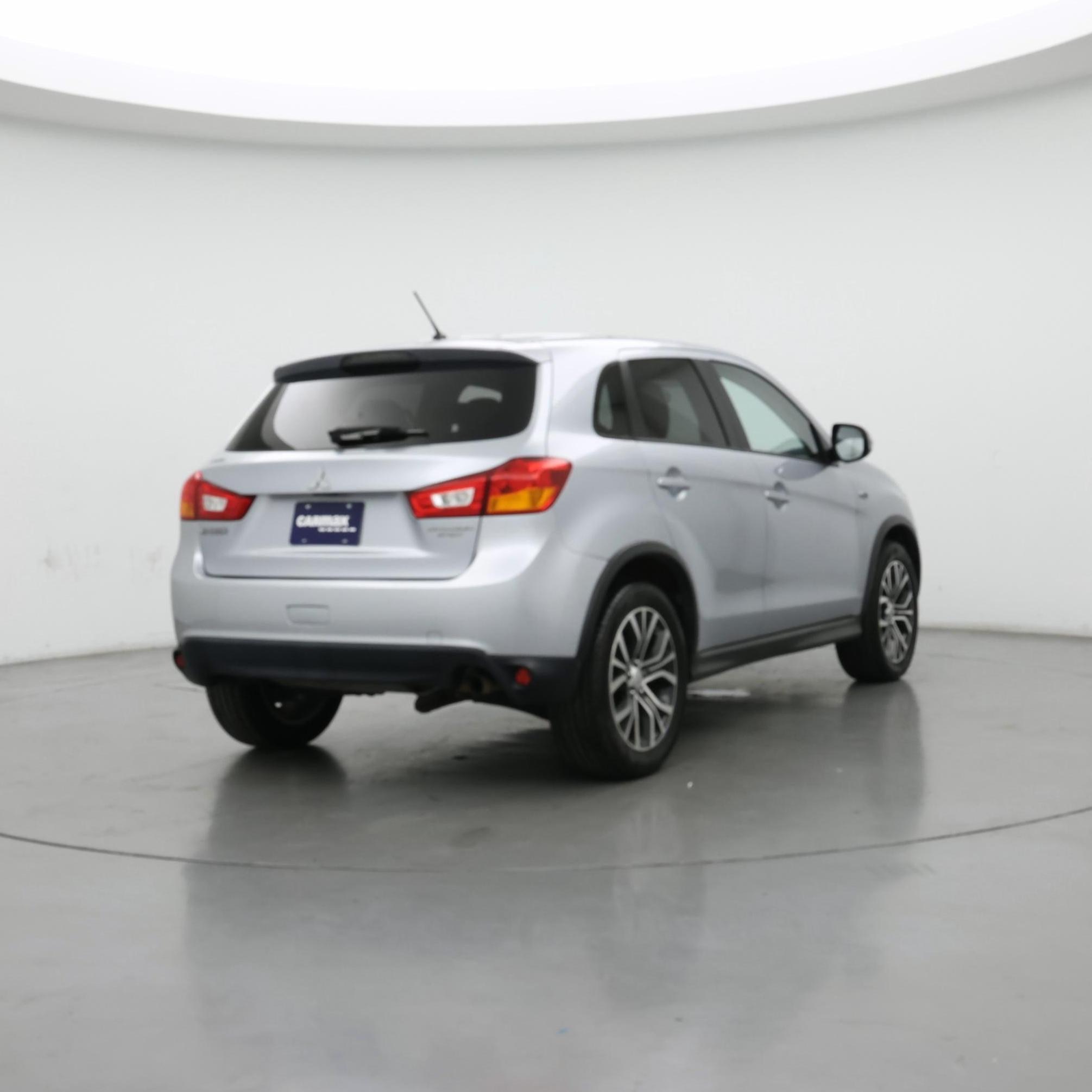 Thumbnail: 2016 Mitsubishi Outlander Sport - 8