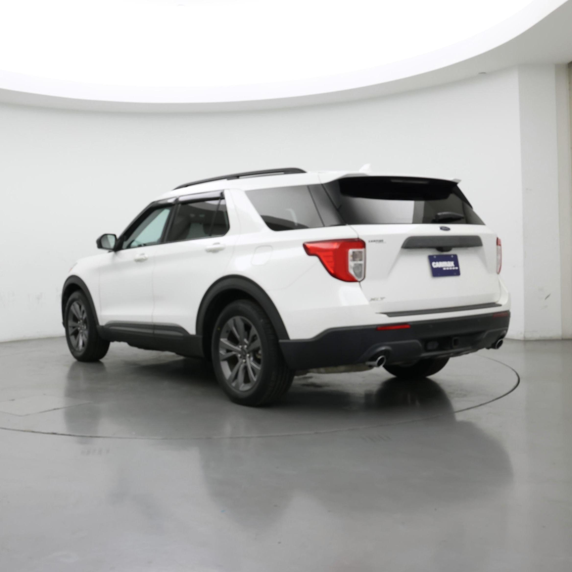 Thumbnail: 2021 Ford Explorer - 2
