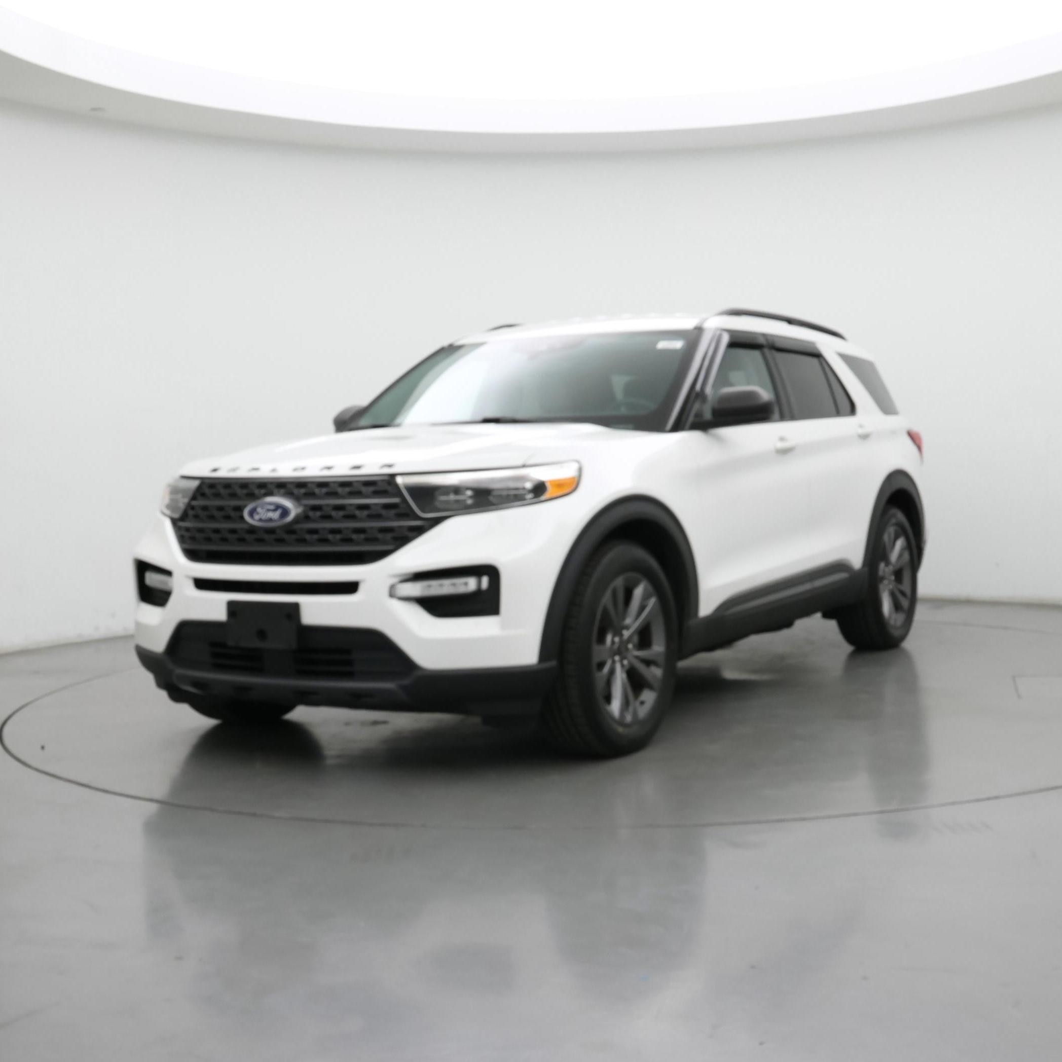 Thumbnail: 2021 Ford Explorer - 4