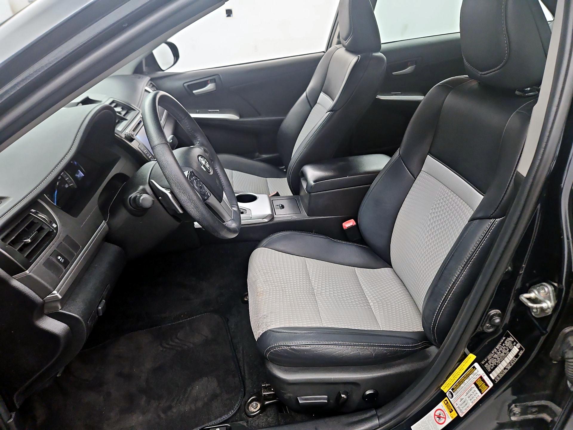 Thumbnail: 2014 Toyota Camry - 11