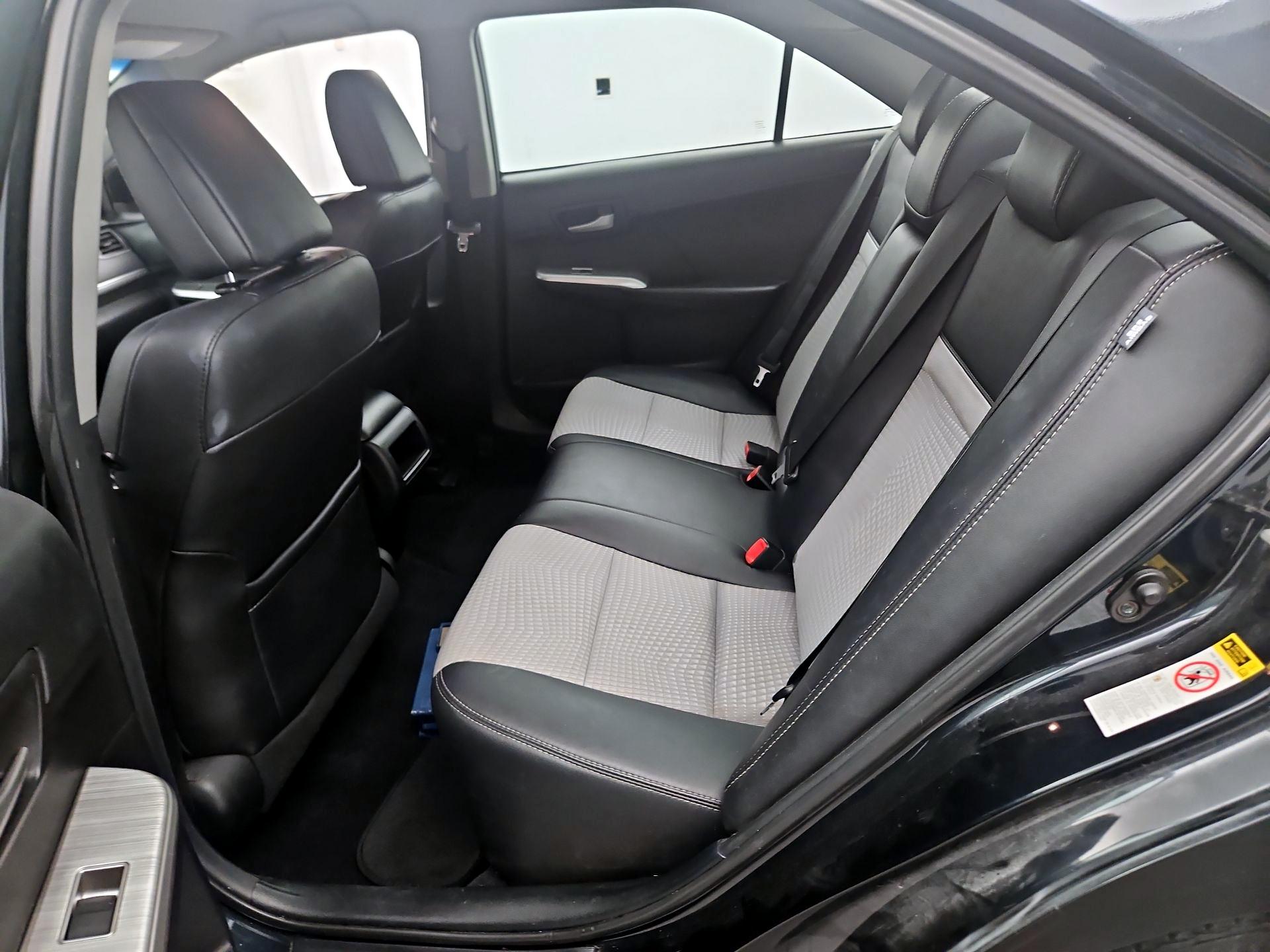 Thumbnail: 2014 Toyota Camry - 17