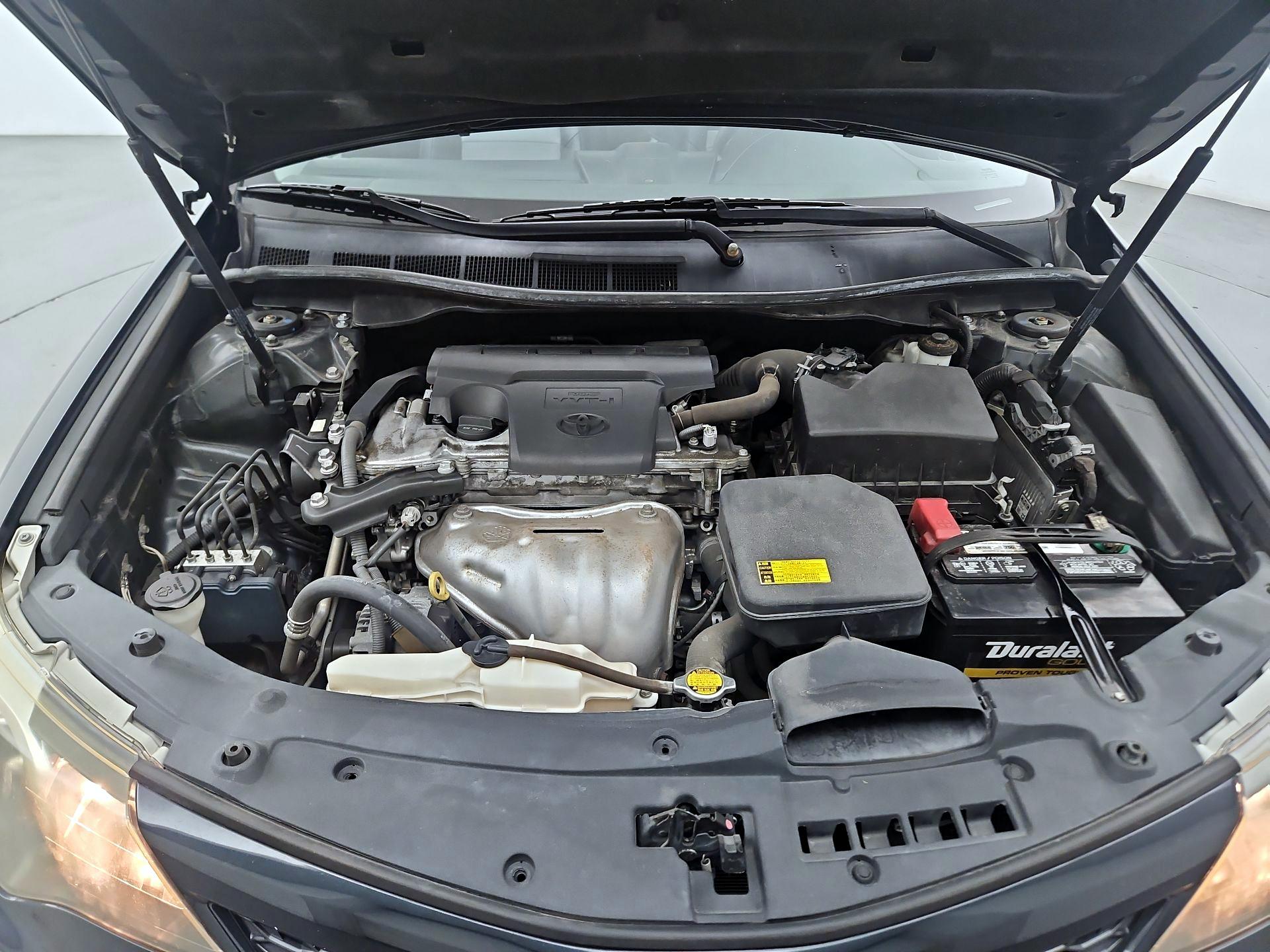 Thumbnail: 2014 Toyota Camry - 19