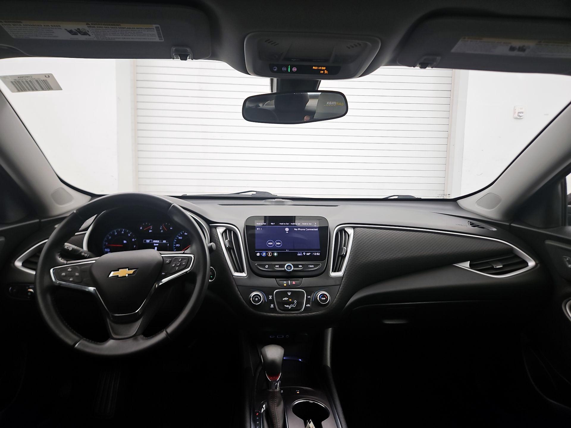 Thumbnail: 2021 Chevrolet Malibu - 9