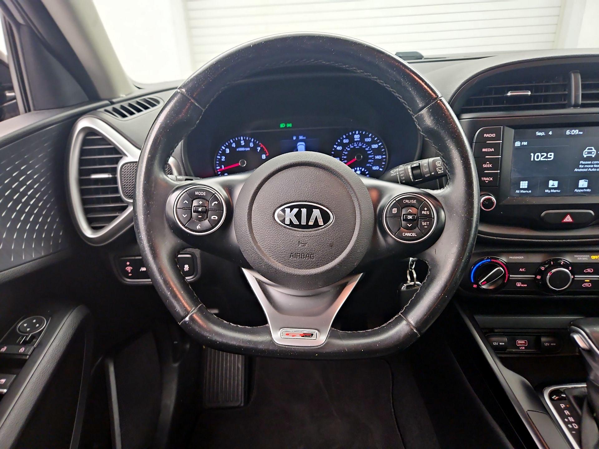 Thumbnail: 2020 Kia Soul - 10