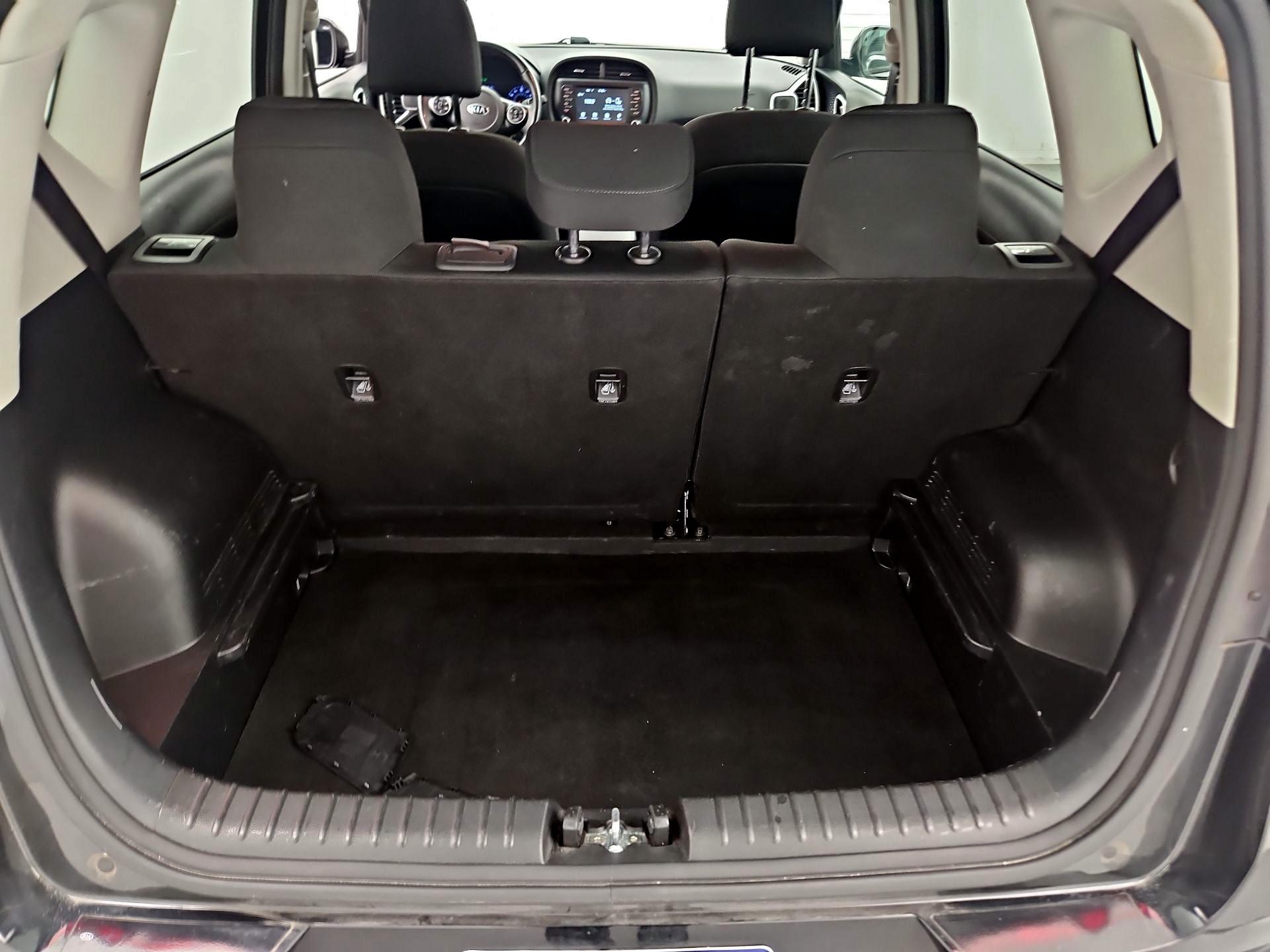 Thumbnail: 2020 Kia Soul - 20