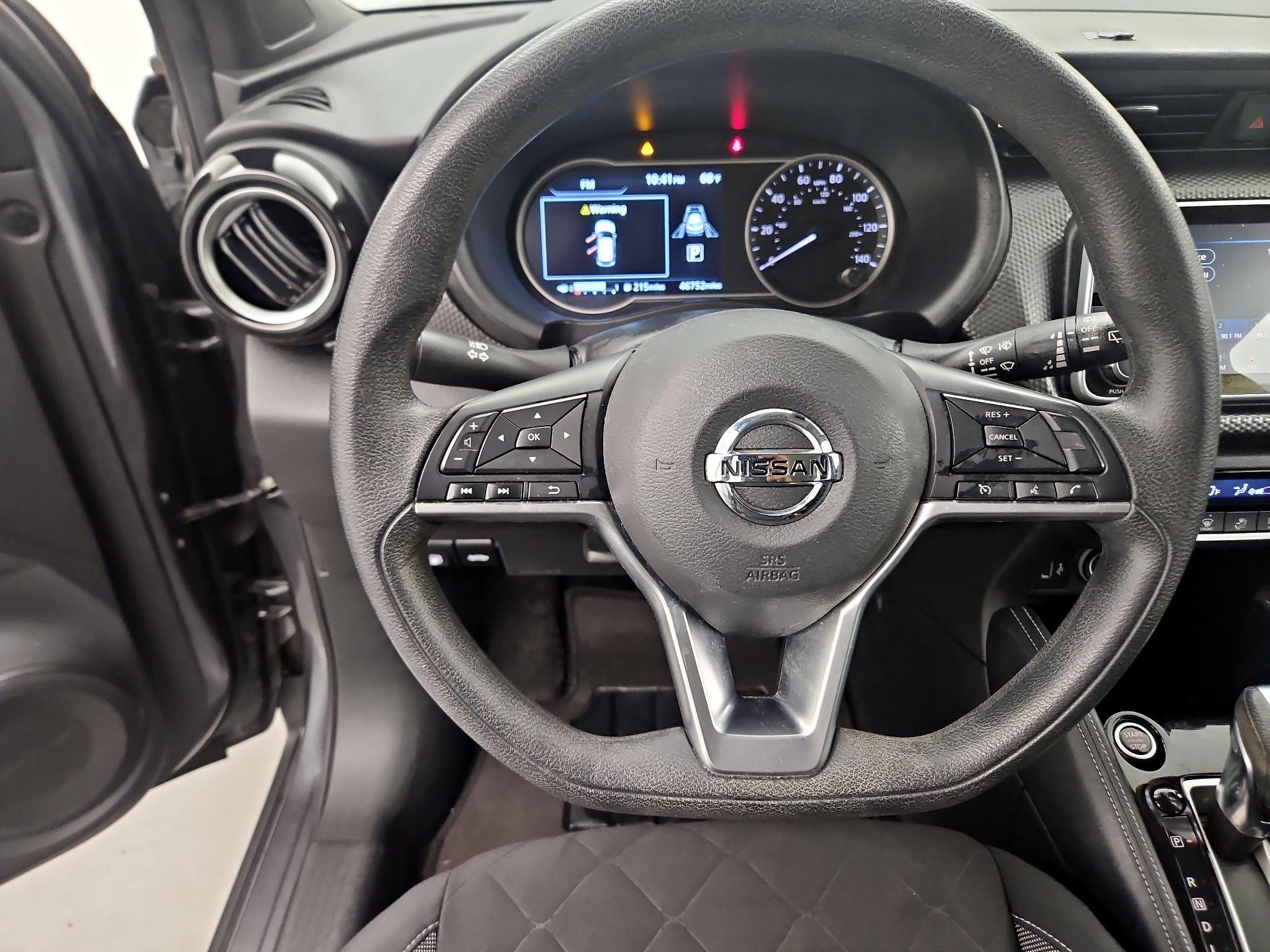 Thumbnail: 2020 Nissan Kicks - 10
