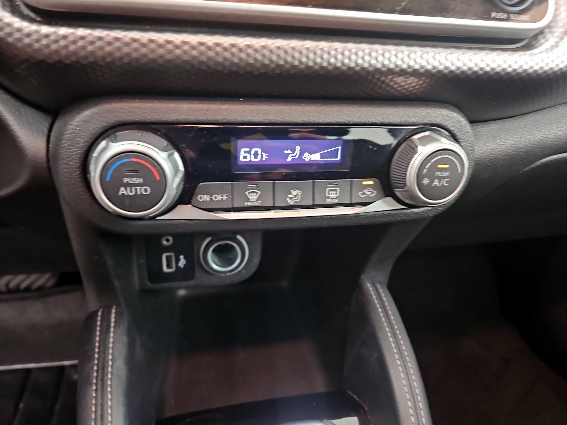 Thumbnail: 2020 Nissan Kicks - 15