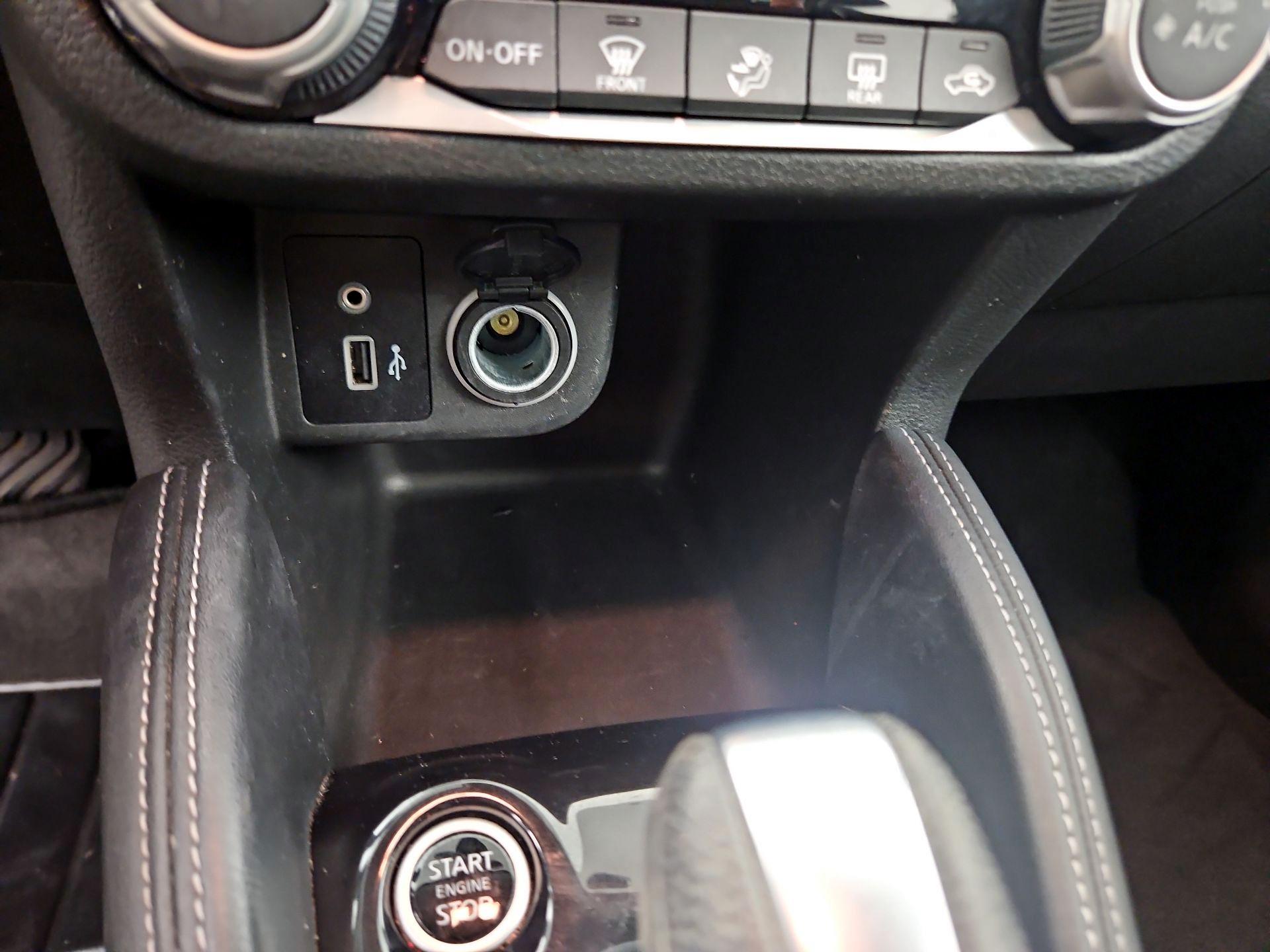 Thumbnail: 2020 Nissan Kicks - 17