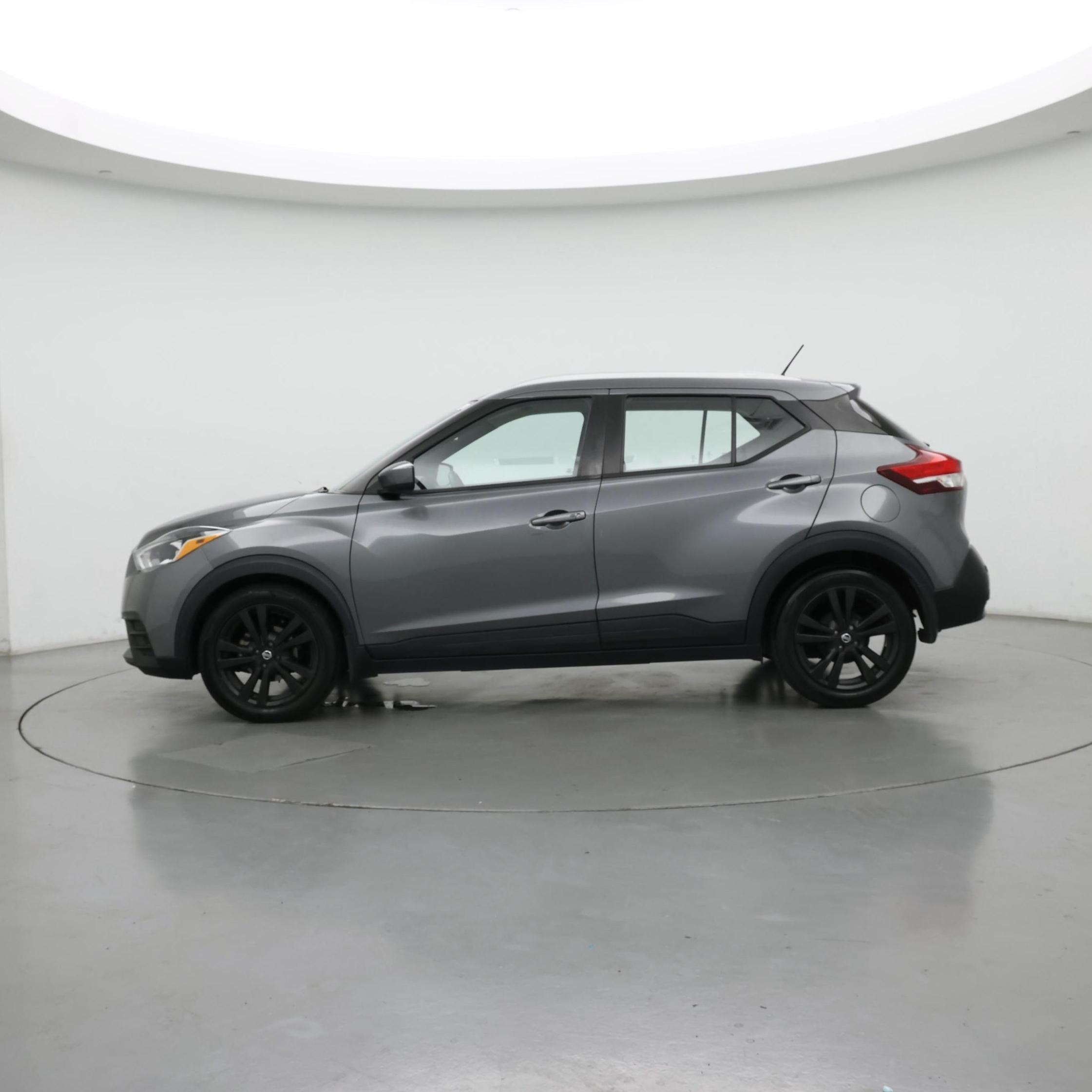 Thumbnail: 2020 Nissan Kicks - 3