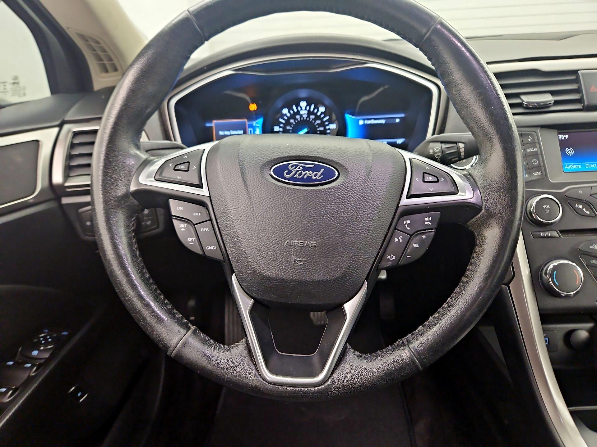Thumbnail: 2017 Ford Fusion - 10